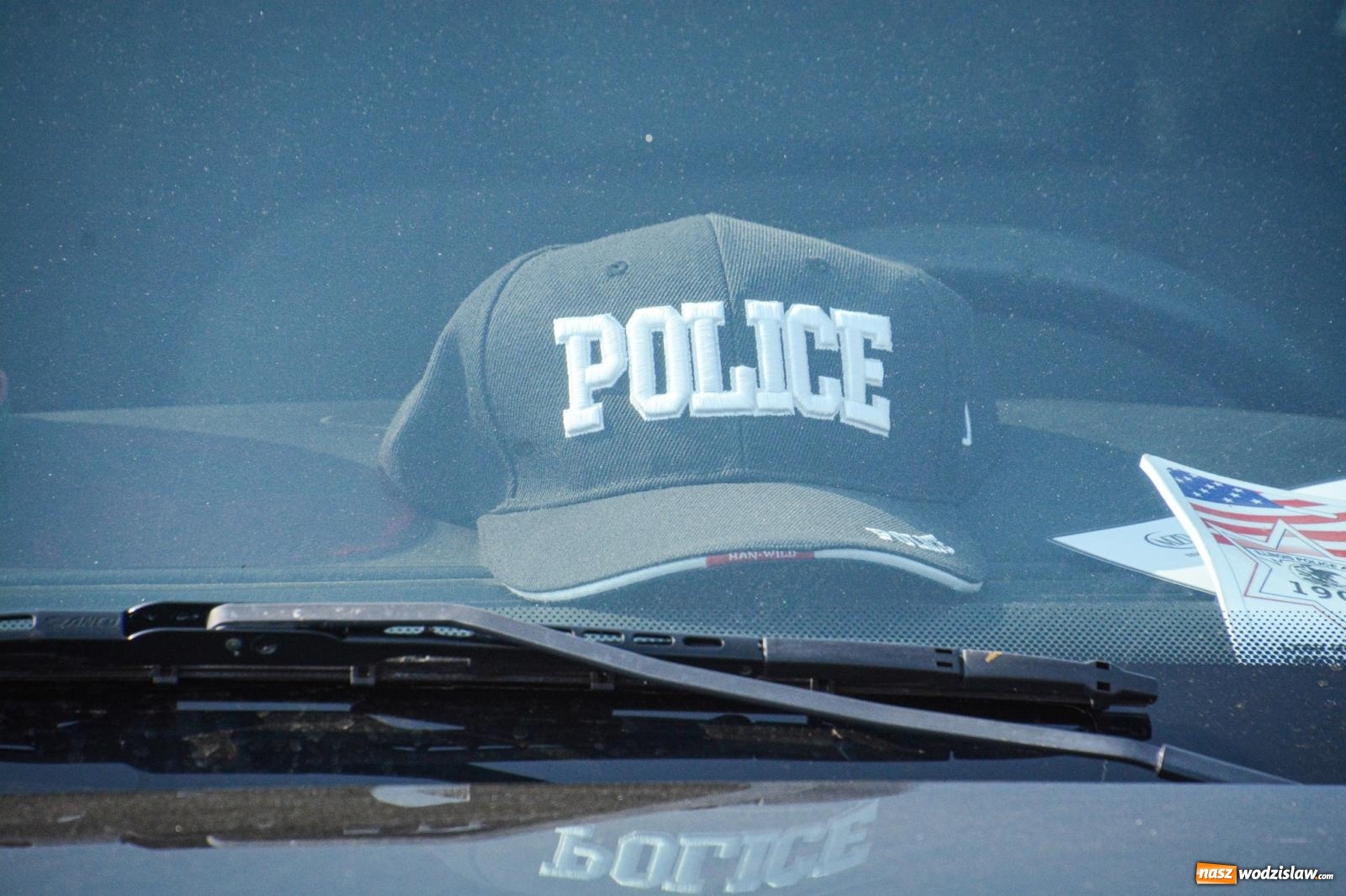 Zdjęcie w galerii na portalu naszwodzislaw.com: Z Tajlandii do Chałupek: Kultowe Fiaty i Polonez tłumnie powitane w ojczyźnie [FOTO i WIDEO] wiadomości z regionu