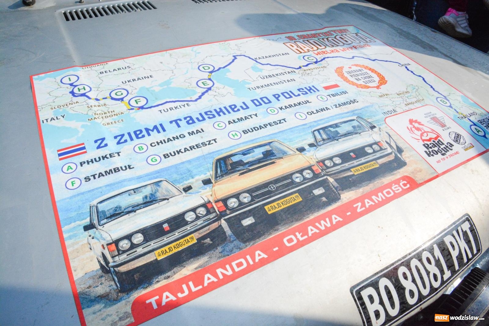 Zdjęcie w galerii na portalu naszwodzislaw.com: Z Tajlandii do Chałupek: Kultowe Fiaty i Polonez tłumnie powitane w ojczyźnie [FOTO i WIDEO] wiadomości z regionu