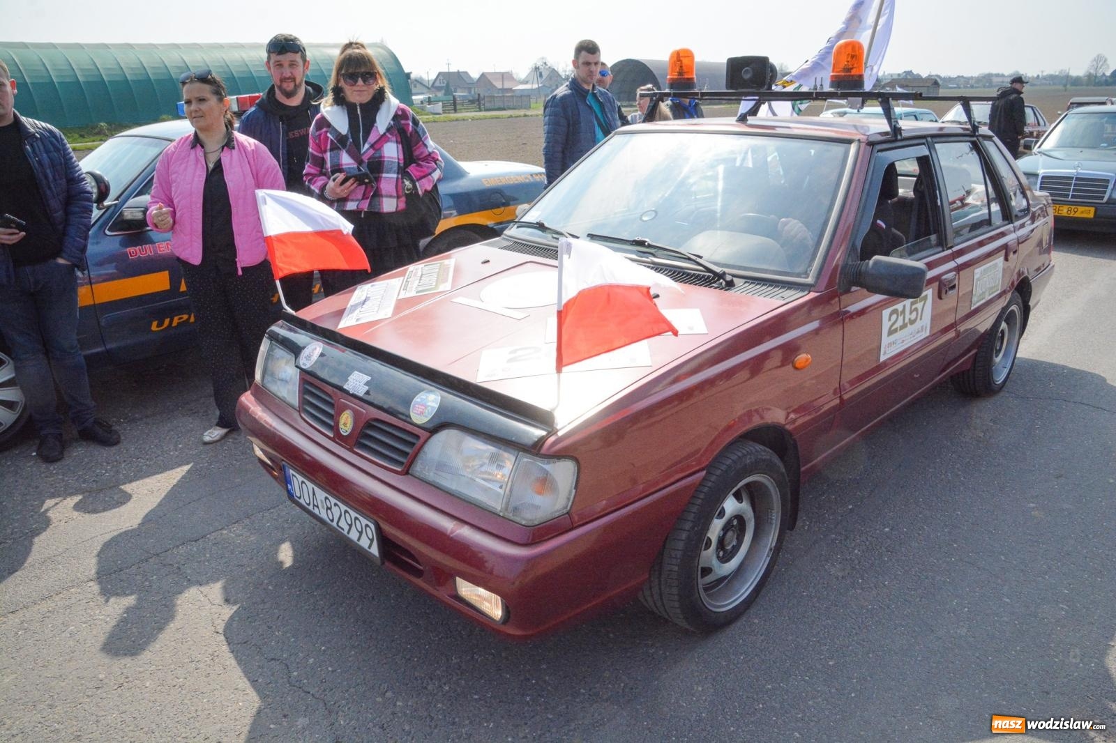 Zdjęcie w galerii na portalu naszwodzislaw.com: Z Tajlandii do Chałupek: Kultowe Fiaty i Polonez tłumnie powitane w ojczyźnie [FOTO i WIDEO] wiadomości z regionu