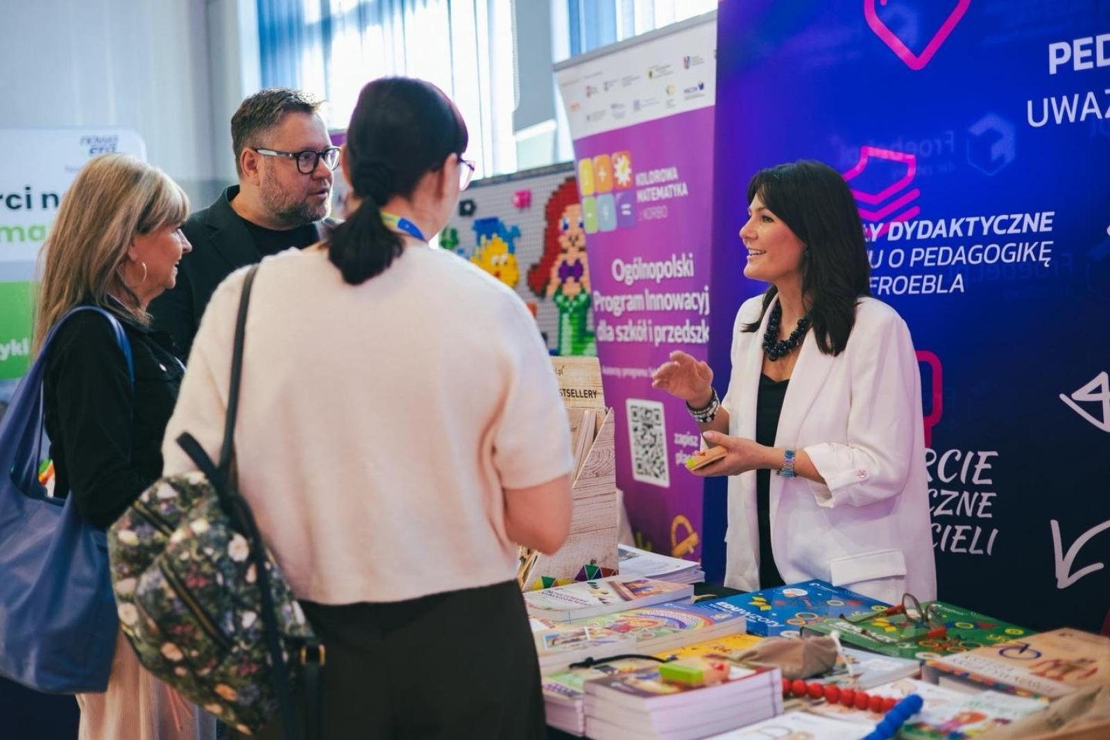 Zdjęcie w galerii na portalu naszwodzislaw.com: Wodzisław Śląski edukacyjną stolicą kraju. Konferencja WNET zakończona sukcesem [FOTO] wiadomości z regionu