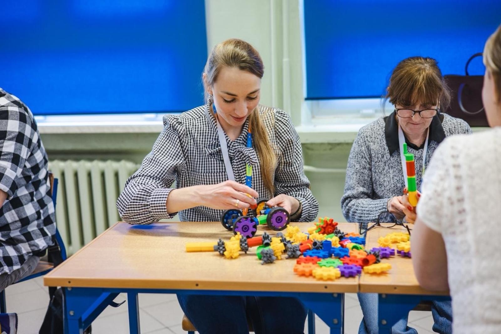 Zdjęcie w galerii na portalu naszwodzislaw.com: Wodzisław Śląski edukacyjną stolicą kraju. Konferencja WNET zakończona sukcesem [FOTO] wiadomości z regionu
