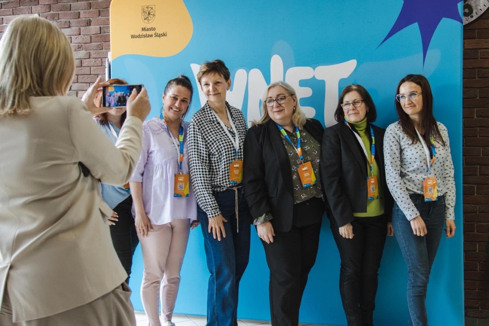 Zdjęcie w galerii na portalu naszwodzislaw.com: Wodzisław Śląski edukacyjną stolicą kraju. Konferencja WNET zakończona sukcesem [FOTO] wiadomości z regionu