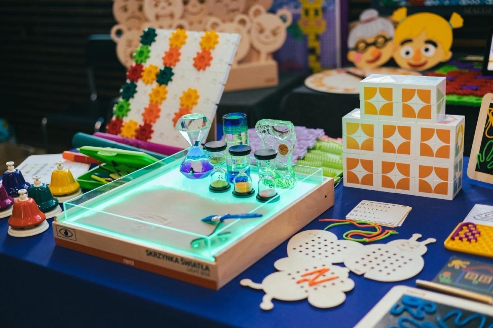 Zdjęcie w galerii na portalu naszwodzislaw.com: Wodzisław Śląski edukacyjną stolicą kraju. Konferencja WNET zakończona sukcesem [FOTO] wiadomości z regionu