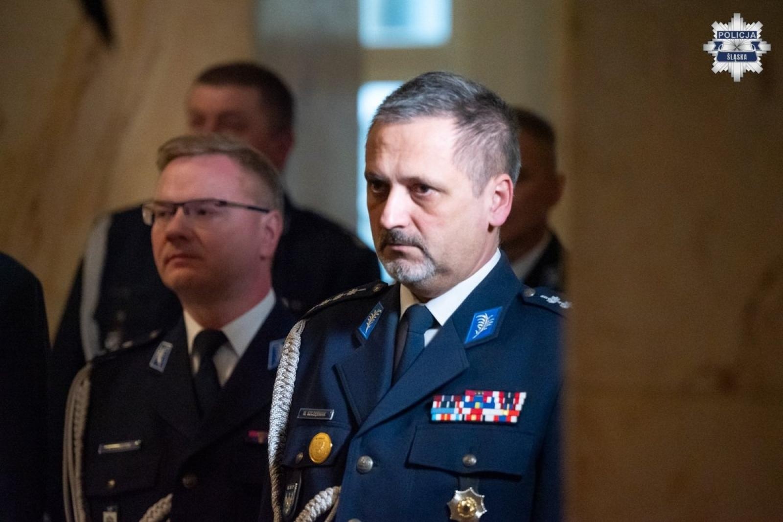 Zdjęcie w galerii na portalu naszwodzislaw.com: Nowo przyjęci policjanci złożyli ślubowanie [FOTO] wiadomości z regionu