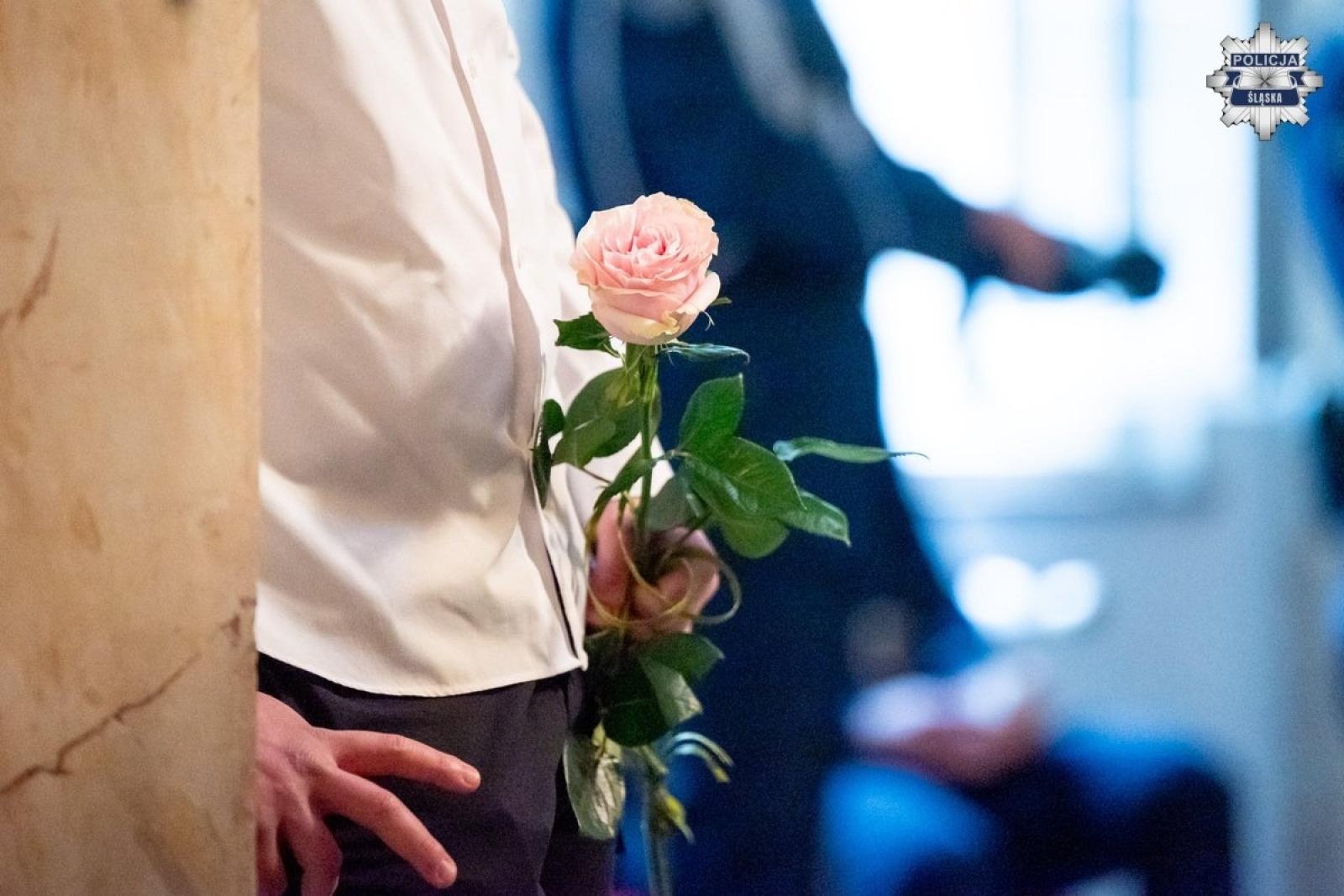 Zdjęcie w galerii na portalu naszwodzislaw.com: Nowo przyjęci policjanci złożyli ślubowanie [FOTO] wiadomości z regionu