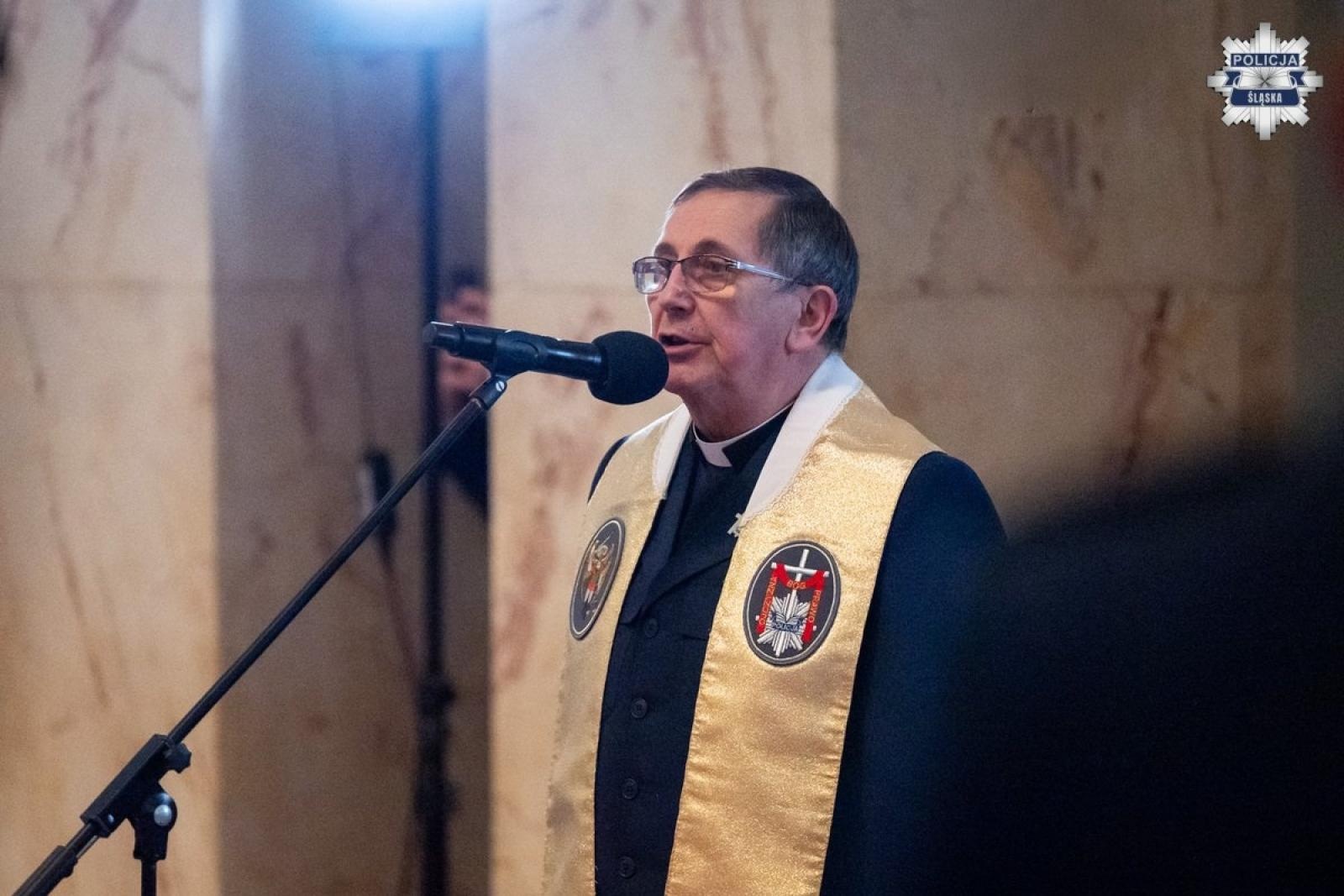 Zdjęcie w galerii na portalu naszwodzislaw.com: Nowo przyjęci policjanci złożyli ślubowanie [FOTO] wiadomości z regionu