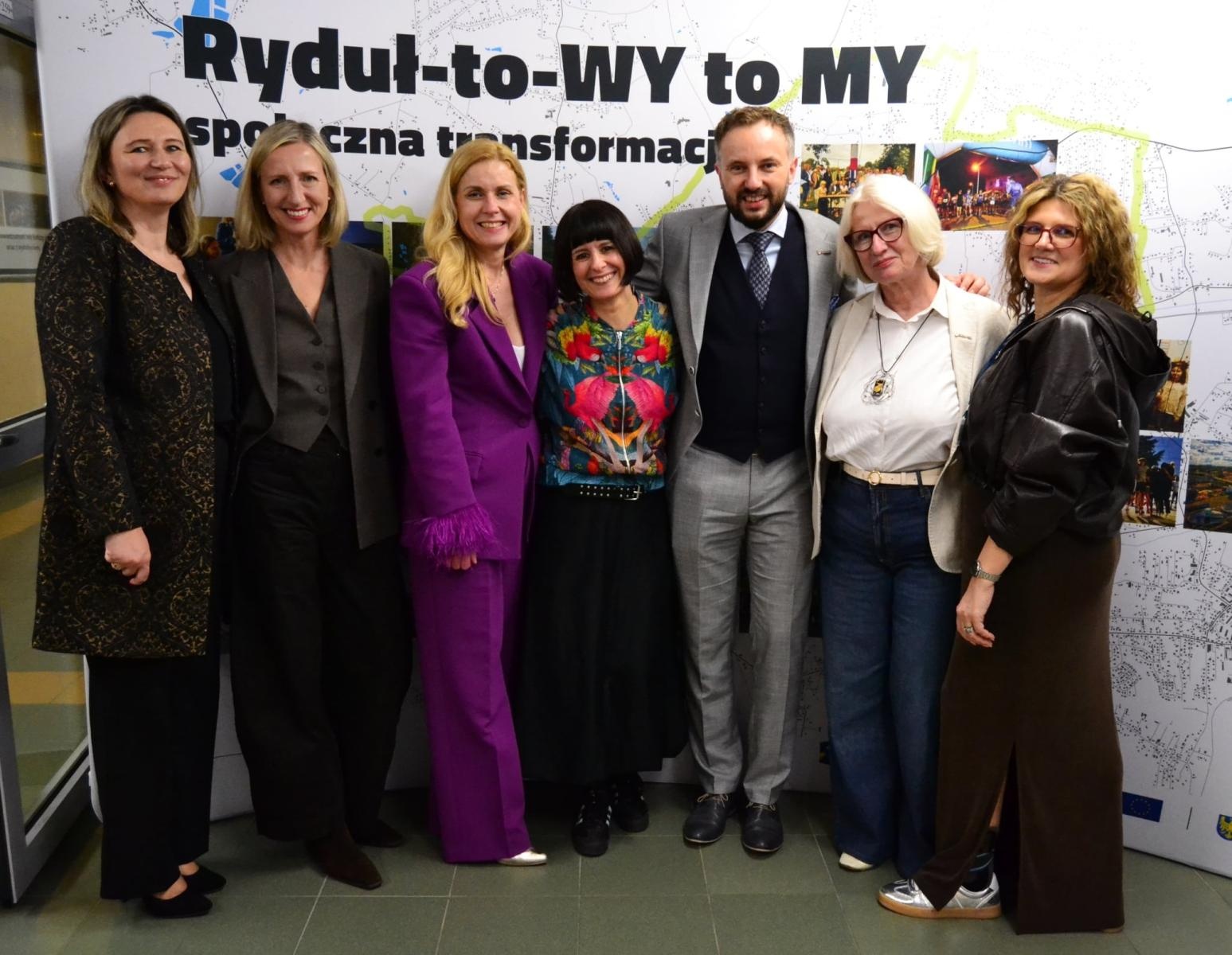 Zdjęcie w galerii na portalu naszwodzislaw.com: Co dalej po kopalniach? Rydułtowy centrum rozmów o przyszłości regionu [FOTO] wiadomości z regionu