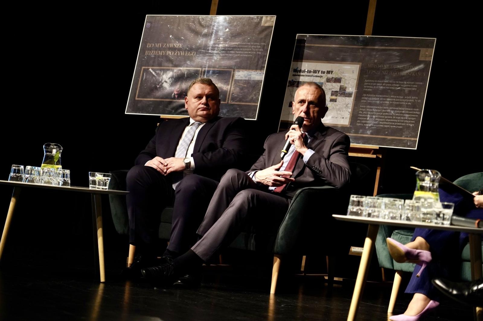 Zdjęcie w galerii na portalu naszwodzislaw.com: Co dalej po kopalniach? Rydułtowy centrum rozmów o przyszłości regionu [FOTO] wiadomości z regionu