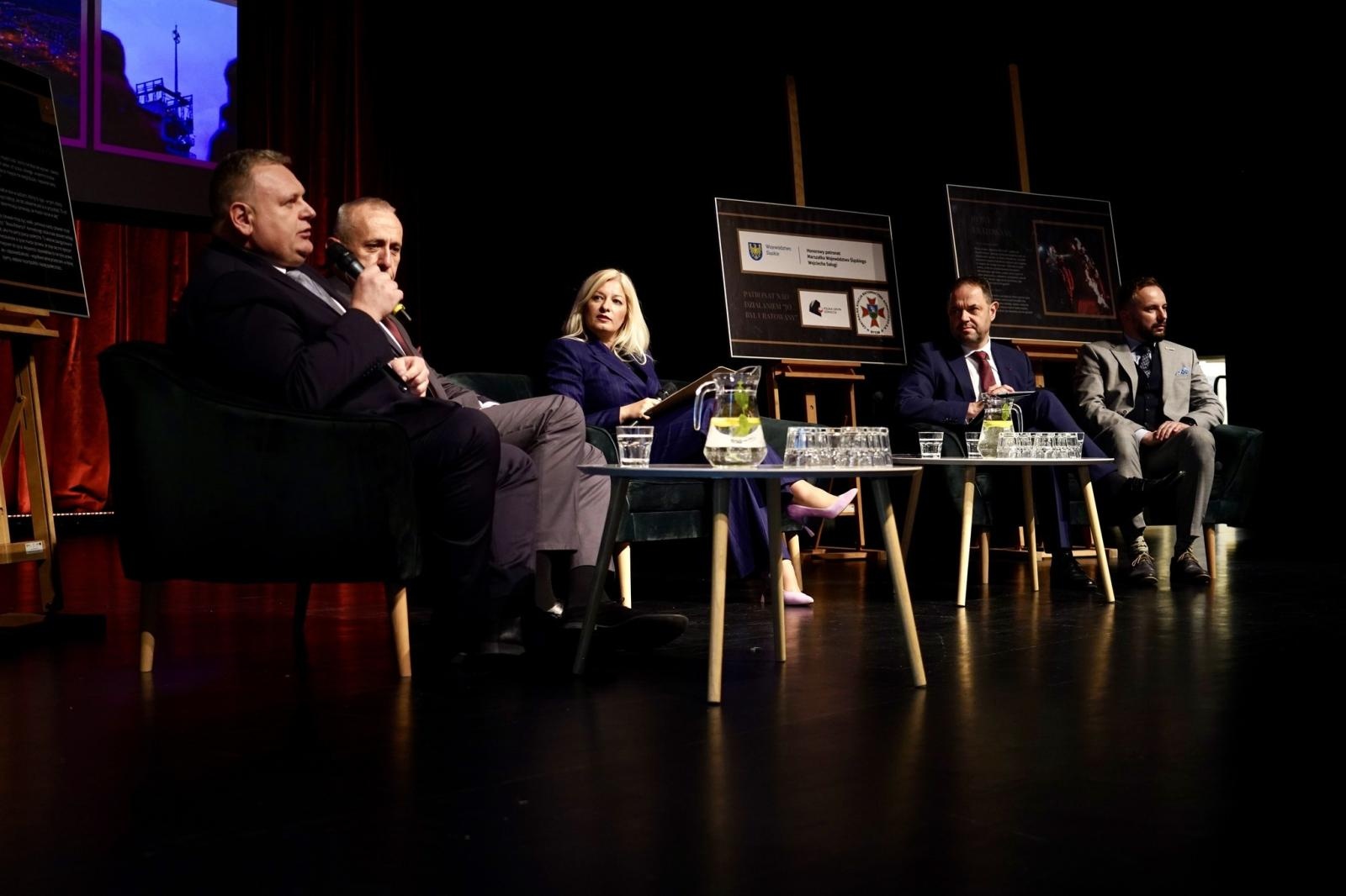 Zdjęcie w galerii na portalu naszwodzislaw.com: Co dalej po kopalniach? Rydułtowy centrum rozmów o przyszłości regionu [FOTO] wiadomości z regionu