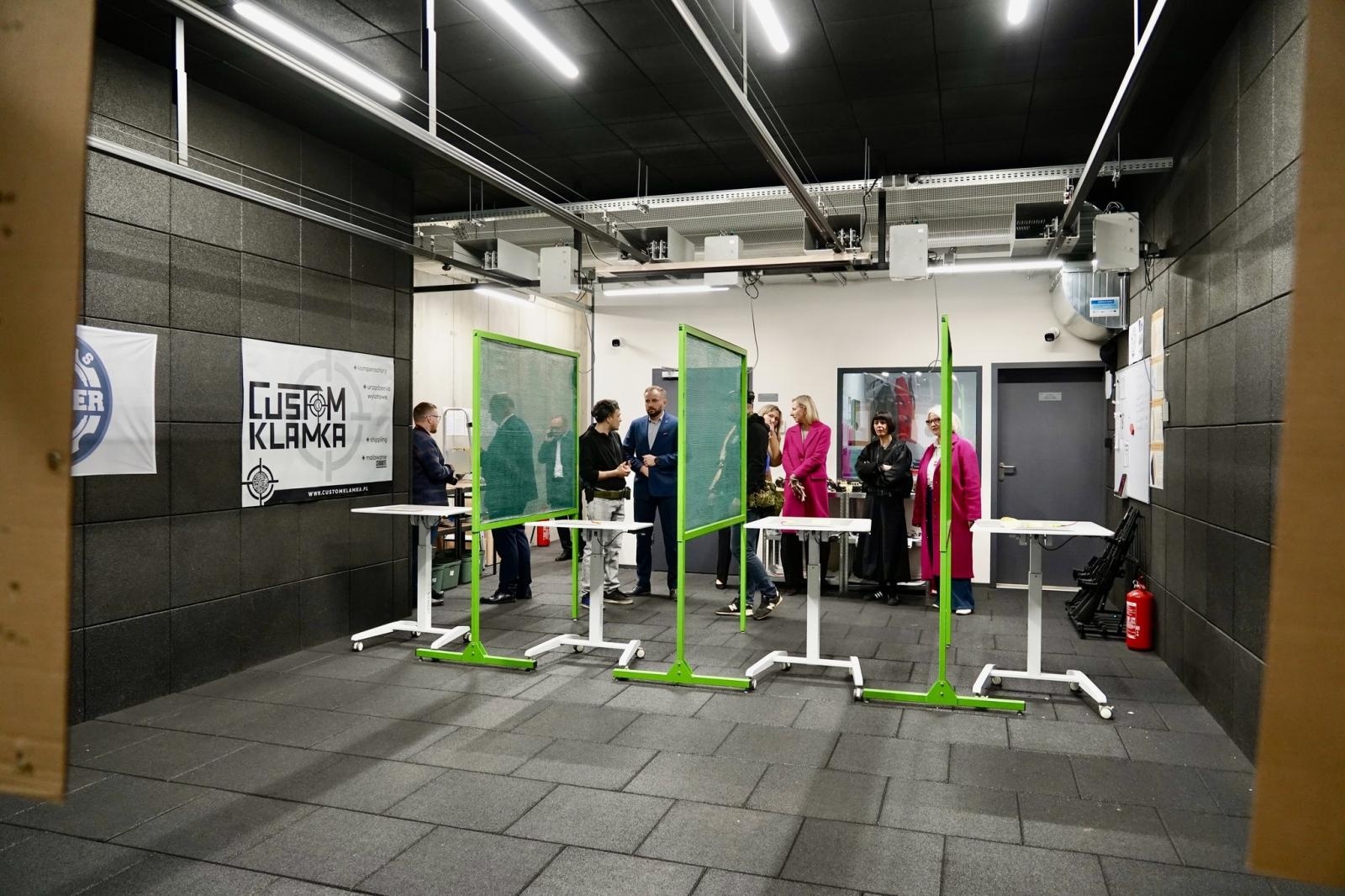 Zdjęcie w galerii na portalu naszwodzislaw.com: Od ochrony środowiska po zarządzanie kryzysowe. Ważna wizyta w Rydułtowach [FOTO] wiadomości z regionu