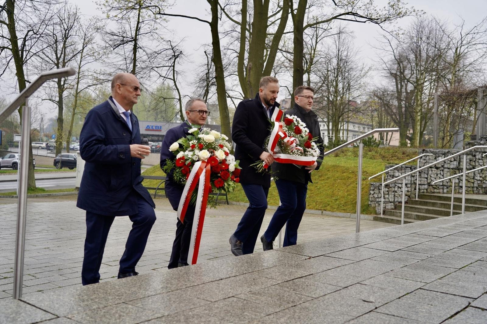 Zdjęcie w galerii na portalu naszwodzislaw.com: Od ochrony środowiska po zarządzanie kryzysowe. Ważna wizyta w Rydułtowach [FOTO] wiadomości z regionu
