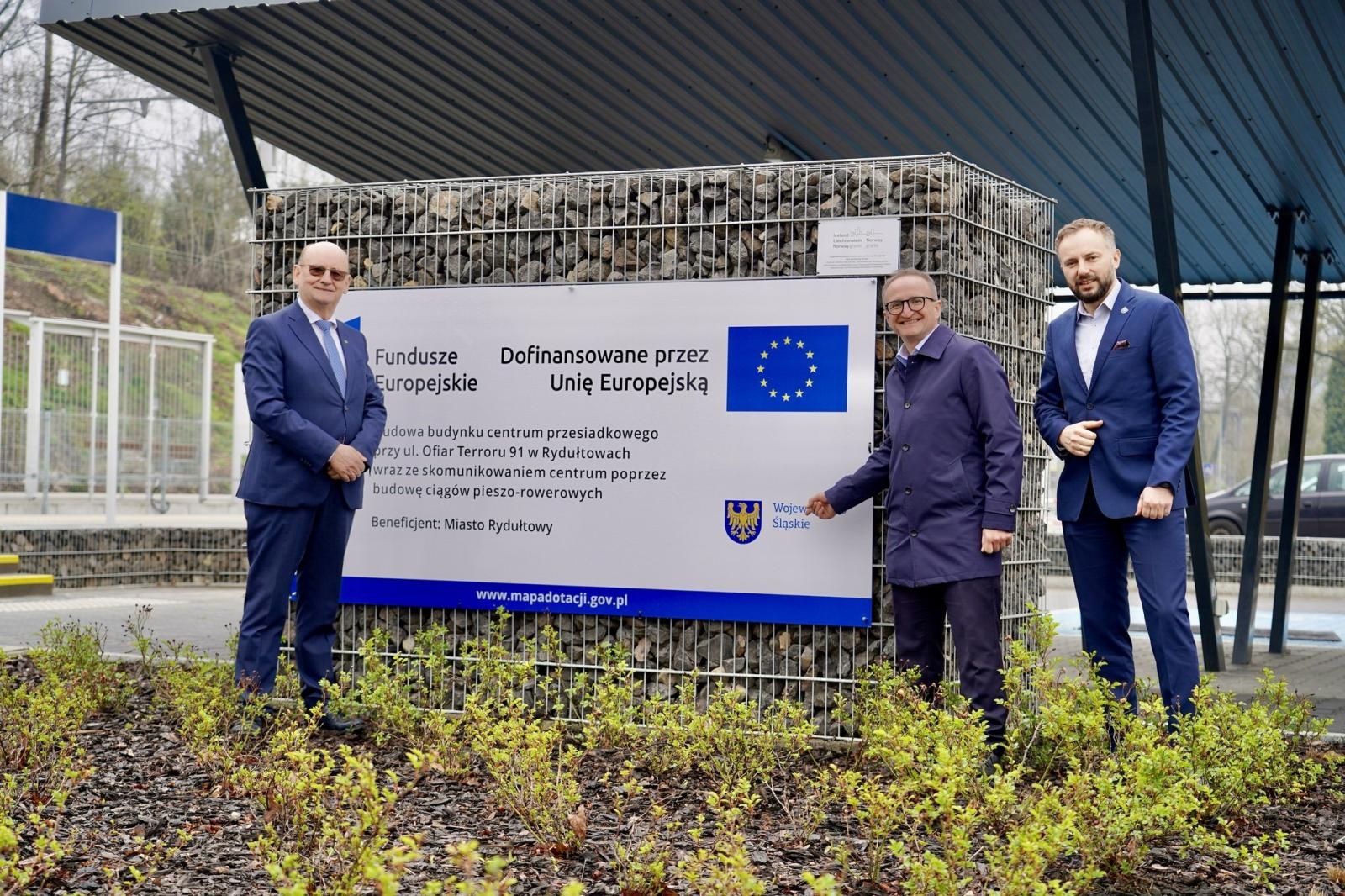 Zdjęcie w galerii na portalu naszwodzislaw.com: Od ochrony środowiska po zarządzanie kryzysowe. Ważna wizyta w Rydułtowach [FOTO] wiadomości z regionu