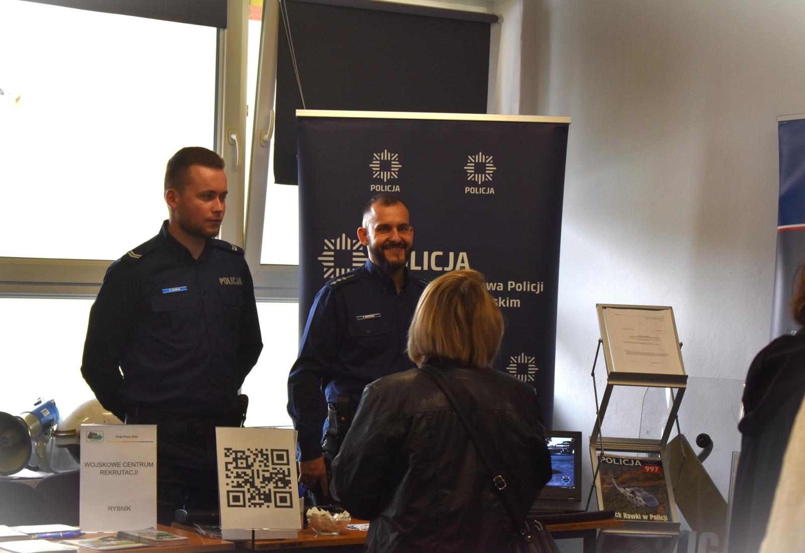 Zdjęcie w galerii na portalu naszwodzislaw.com: Targi Pracy i Edukacji w Wodzisławiu Śląskim. Setki ofert i możliwości rozwoju [FOTO] wiadomości z regionu