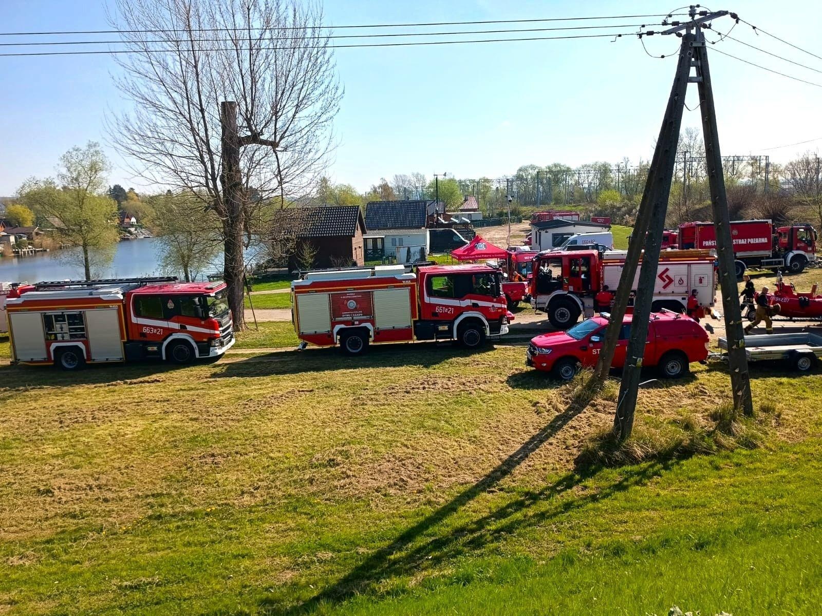 Zdjęcie w galerii na portalu naszwodzislaw.com: Ćwiczenia przeciwpowodziowe w Olzie. Służby sprawdziły gotowość do działania wiadomości z regionu