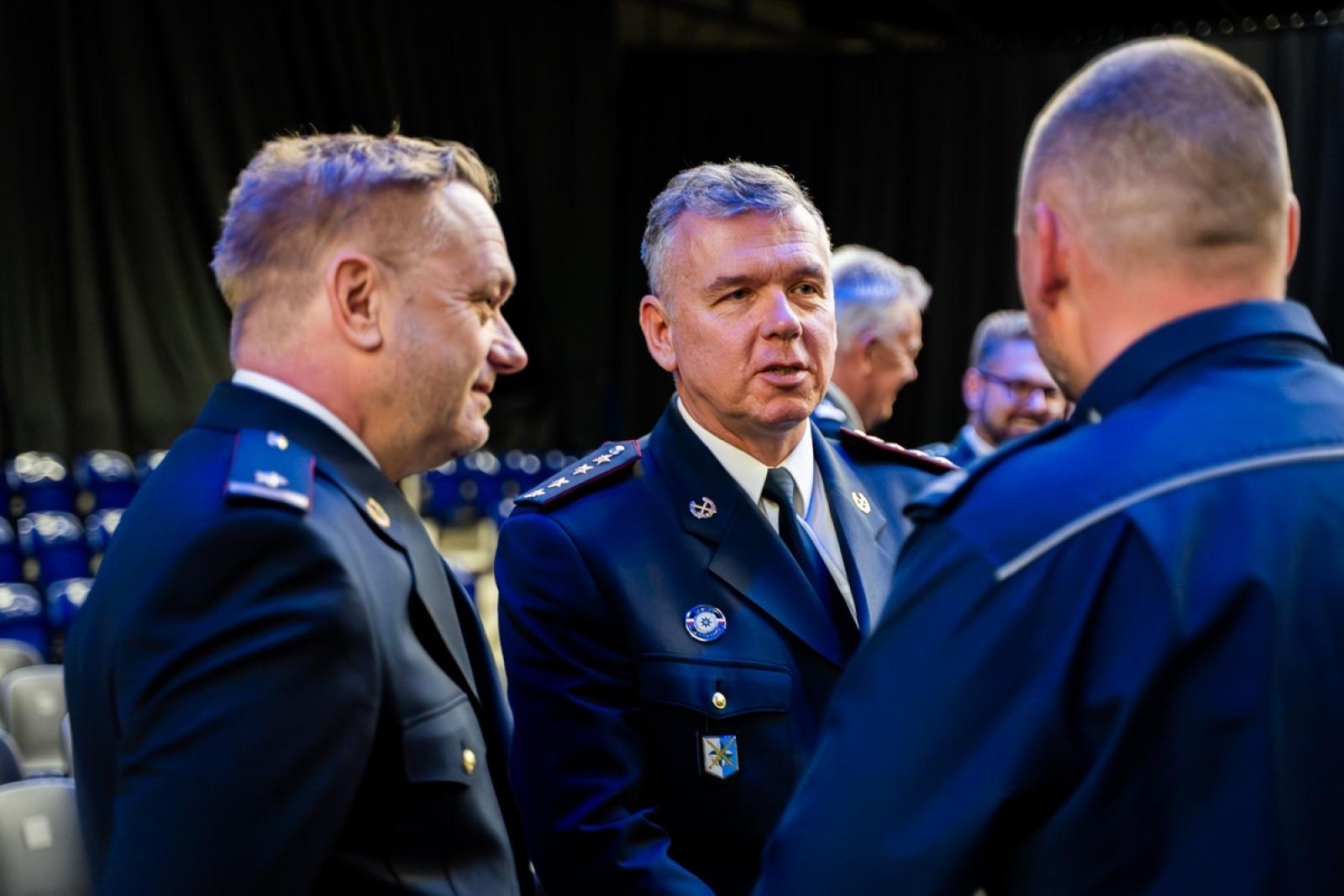 Zdjęcie w galerii na portalu naszwodzislaw.com: Znamy już najlepszego policjanta śląskiej drogówki wiadomości z regionu