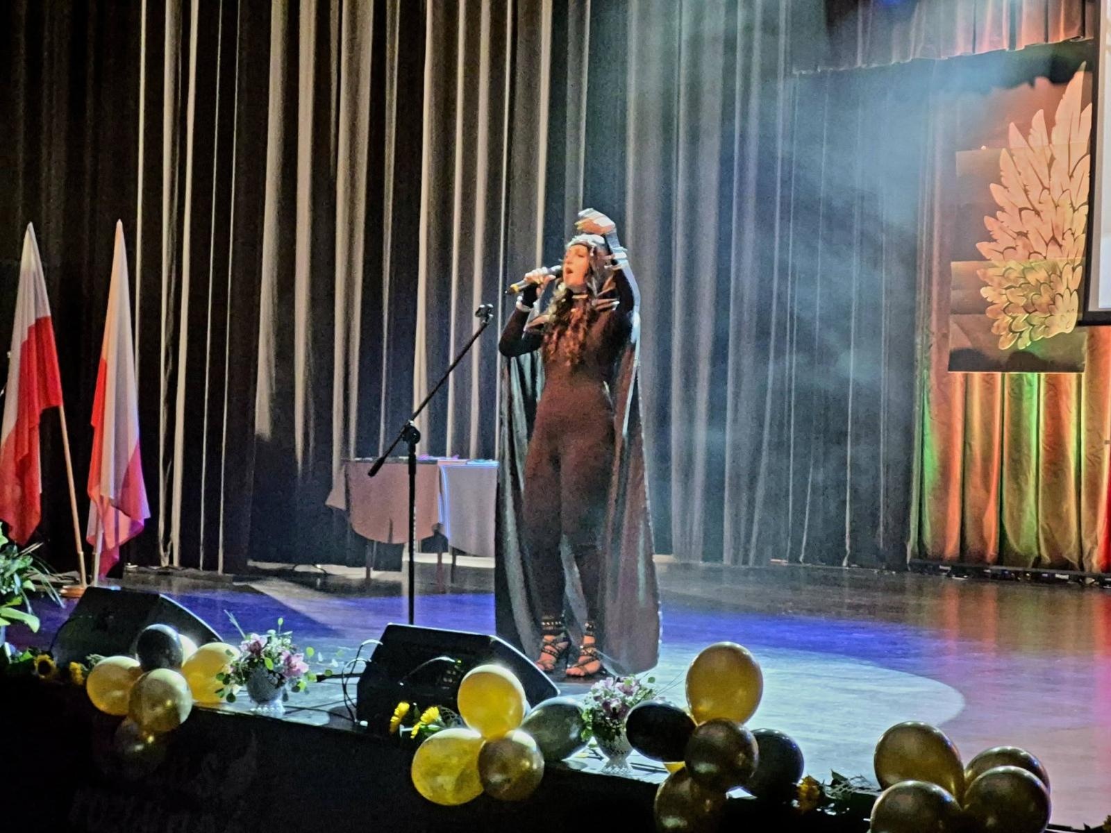 Zdjęcie w galerii na portalu naszwodzislaw.com: Czas rozwinąć skrzydła. Uroczyste zakończenie roku w ZSP Rydułtowy wiadomości z regionu