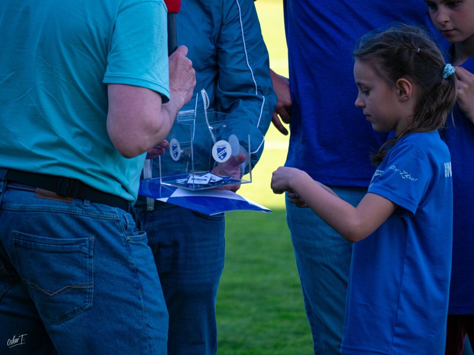 Zdjęcie w galerii na portalu naszwodzislaw.com: Wyrównany mecz i walka do końca. Unia Racibórz dzieli punkty z Naprzodem Czyżowice [FOTO] wiadomości z regionu
