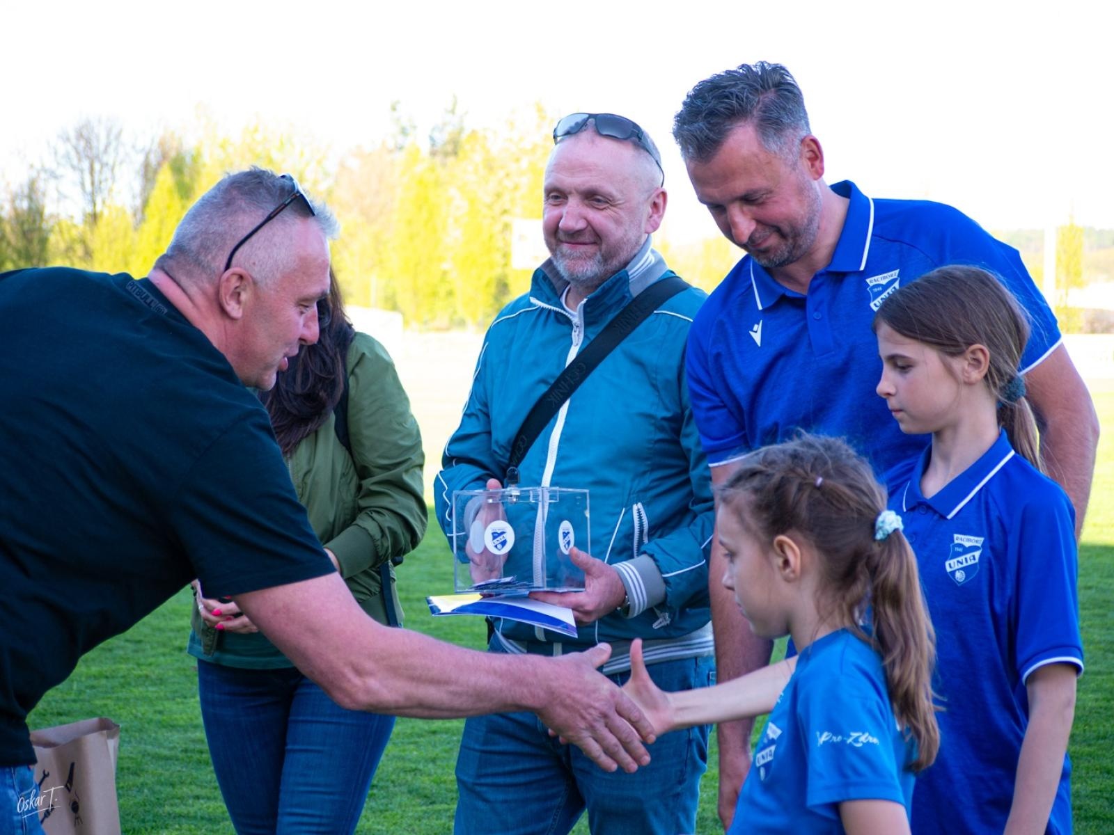 Zdjęcie w galerii na portalu naszwodzislaw.com: Wyrównany mecz i walka do końca. Unia Racibórz dzieli punkty z Naprzodem Czyżowice [FOTO] wiadomości z regionu