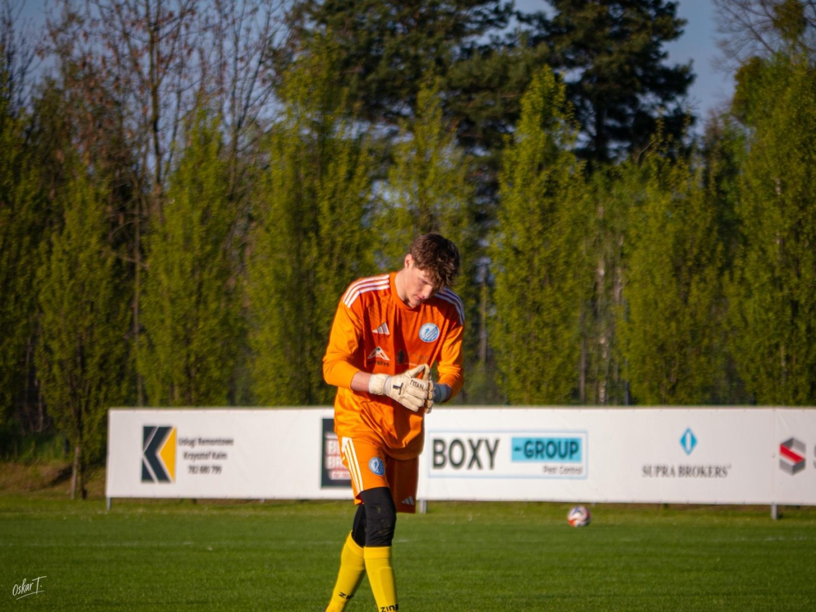 Zdjęcie w galerii na portalu naszwodzislaw.com: Wyrównany mecz i walka do końca. Unia Racibórz dzieli punkty z Naprzodem Czyżowice [FOTO] wiadomości z regionu