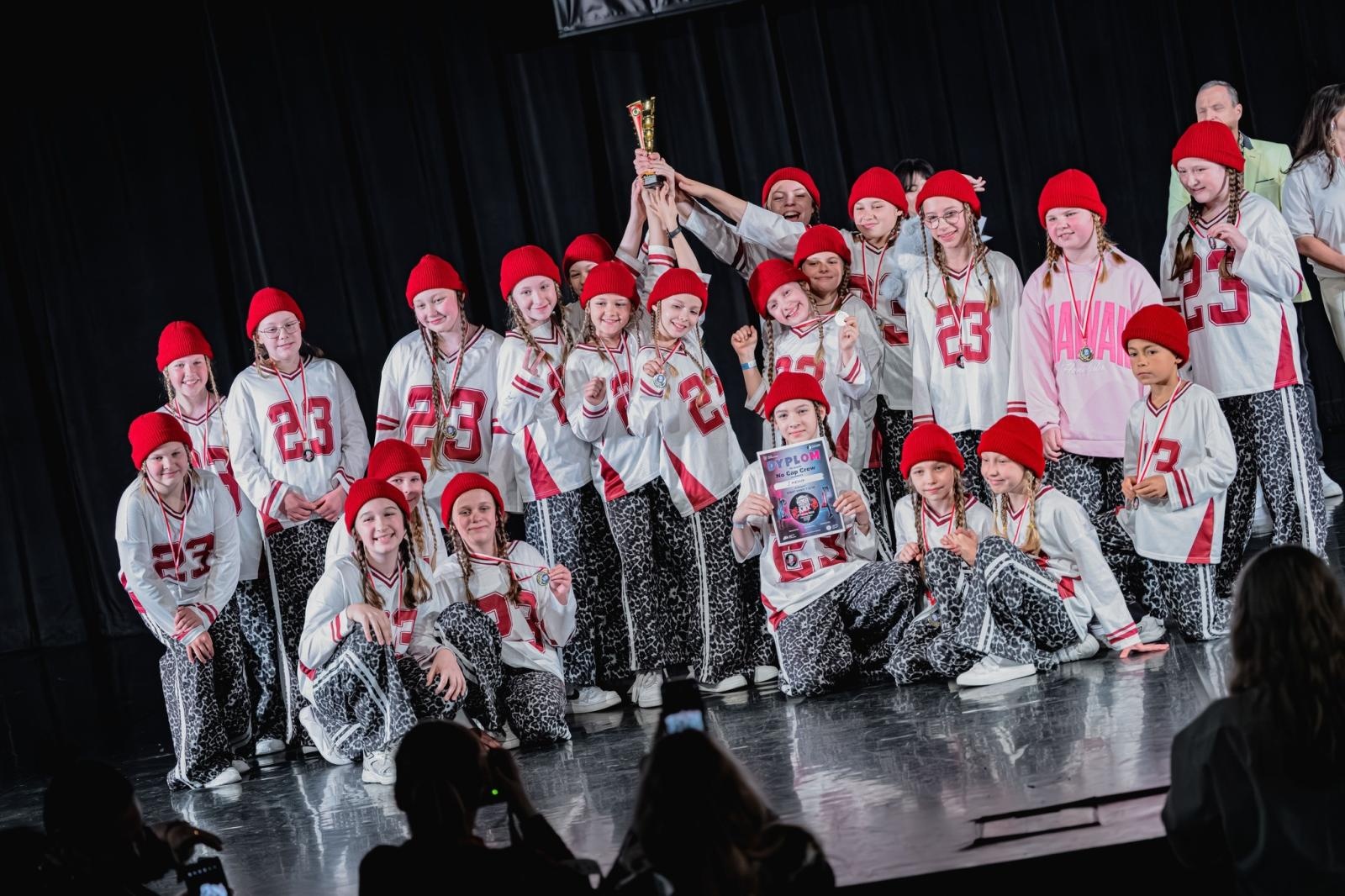 Zdjęcie w galerii na portalu naszwodzislaw.com: 24. Wodzisławska Gala Taneczna MIX wiadomości z regionu