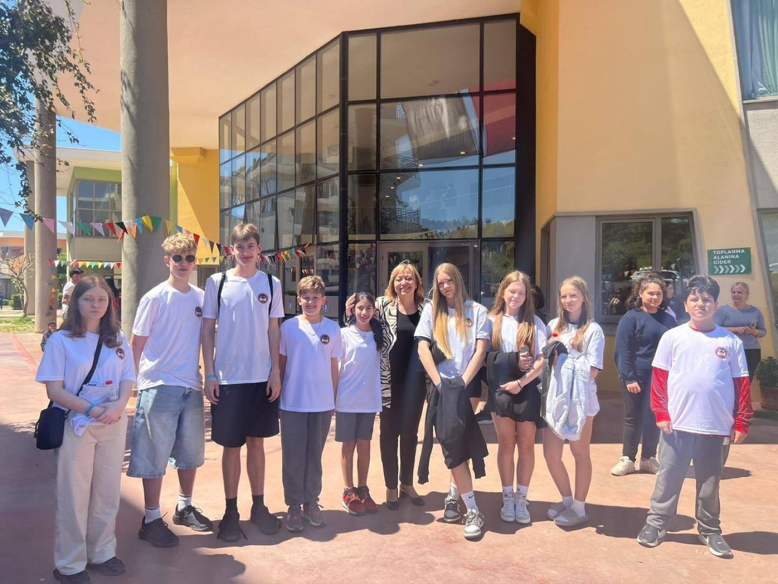 Zdjęcie w galerii na portalu naszwodzislaw.com: Uczniowie z Wodzisławia na międzynarodowej scenie. SP nr 16 znów w Turcji [FOTO] wiadomości z regionu