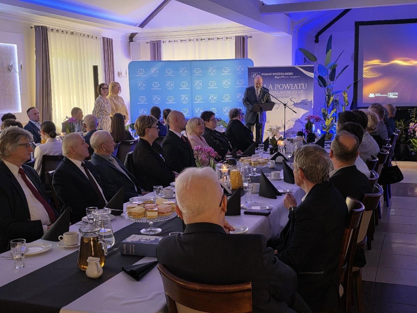 Zdjęcie w galerii na portalu naszwodzislaw.com: Najlepsi z najlepszych nagrodzeni. Gala Powiatu Wodzisławskiego 2026 za nami [FOTO] wiadomości z regionu