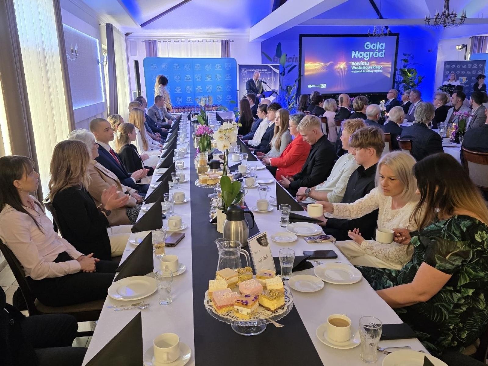 Zdjęcie w galerii na portalu naszwodzislaw.com: Najlepsi z najlepszych nagrodzeni. Gala Powiatu Wodzisławskiego 2026 za nami [FOTO] wiadomości z regionu