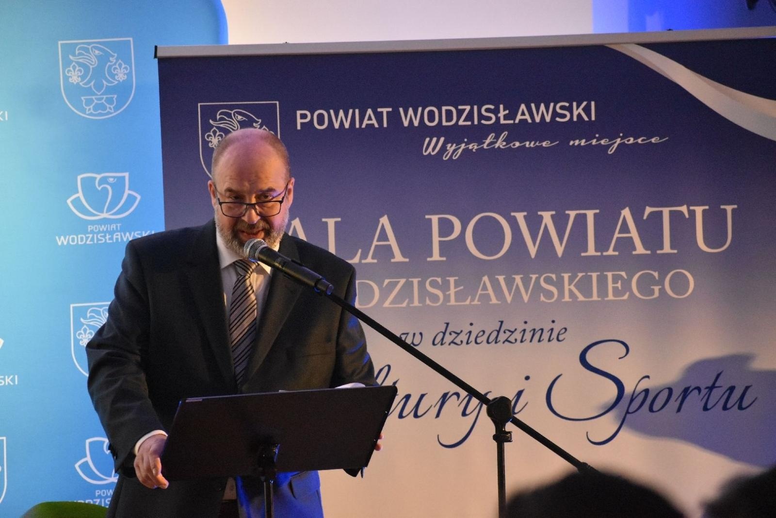 Zdjęcie w galerii na portalu naszwodzislaw.com: Najlepsi z najlepszych nagrodzeni. Gala Powiatu Wodzisławskiego 2026 za nami [FOTO] wiadomości z regionu