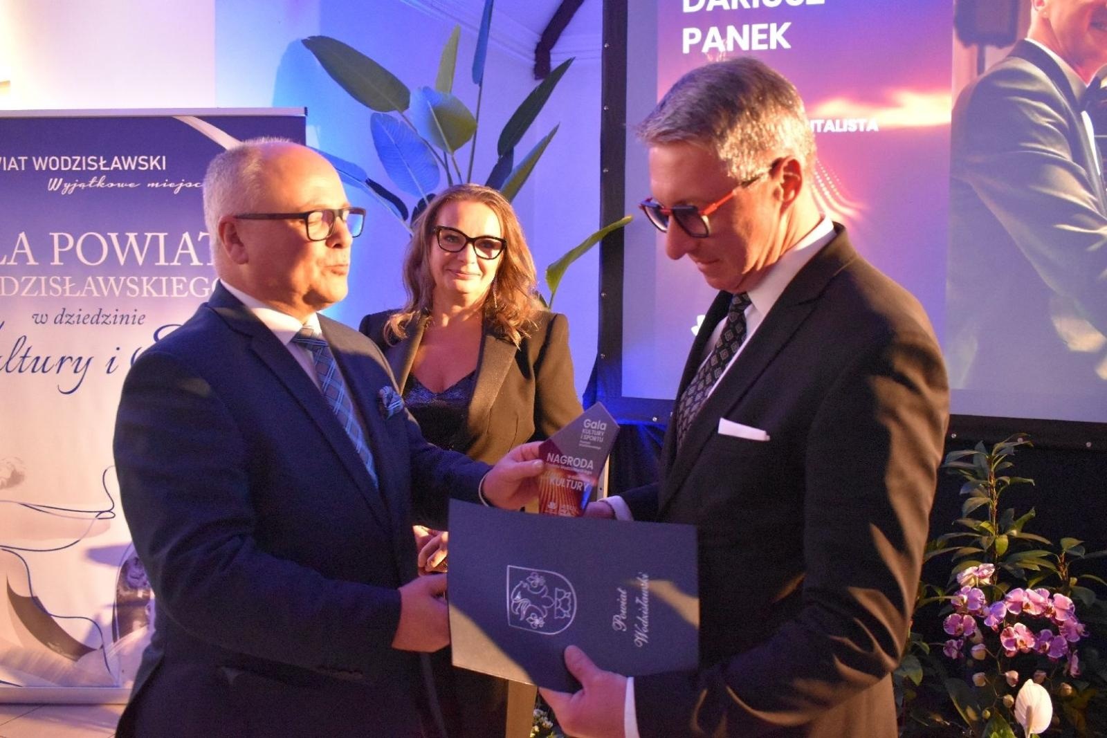 Zdjęcie w galerii na portalu naszwodzislaw.com: Najlepsi z najlepszych nagrodzeni. Gala Powiatu Wodzisławskiego 2026 za nami [FOTO] wiadomości z regionu