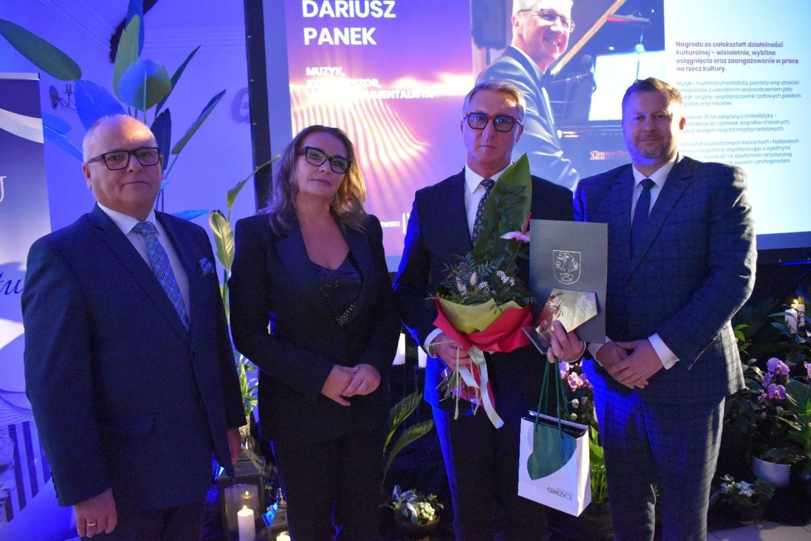 Zdjęcie w galerii na portalu naszwodzislaw.com: Najlepsi z najlepszych nagrodzeni. Gala Powiatu Wodzisławskiego 2026 za nami [FOTO] wiadomości z regionu