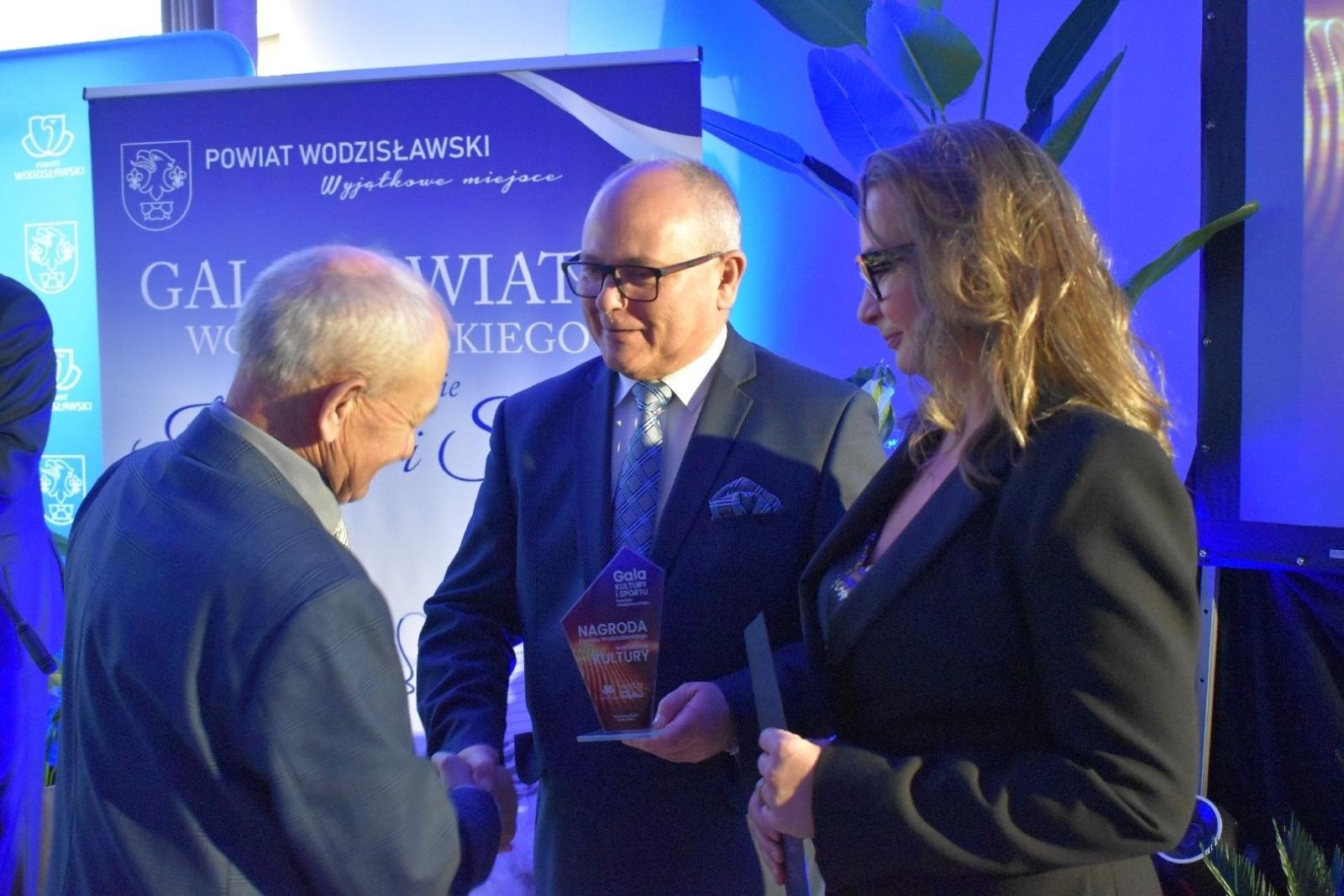 Zdjęcie w galerii na portalu naszwodzislaw.com: Najlepsi z najlepszych nagrodzeni. Gala Powiatu Wodzisławskiego 2026 za nami [FOTO] wiadomości z regionu
