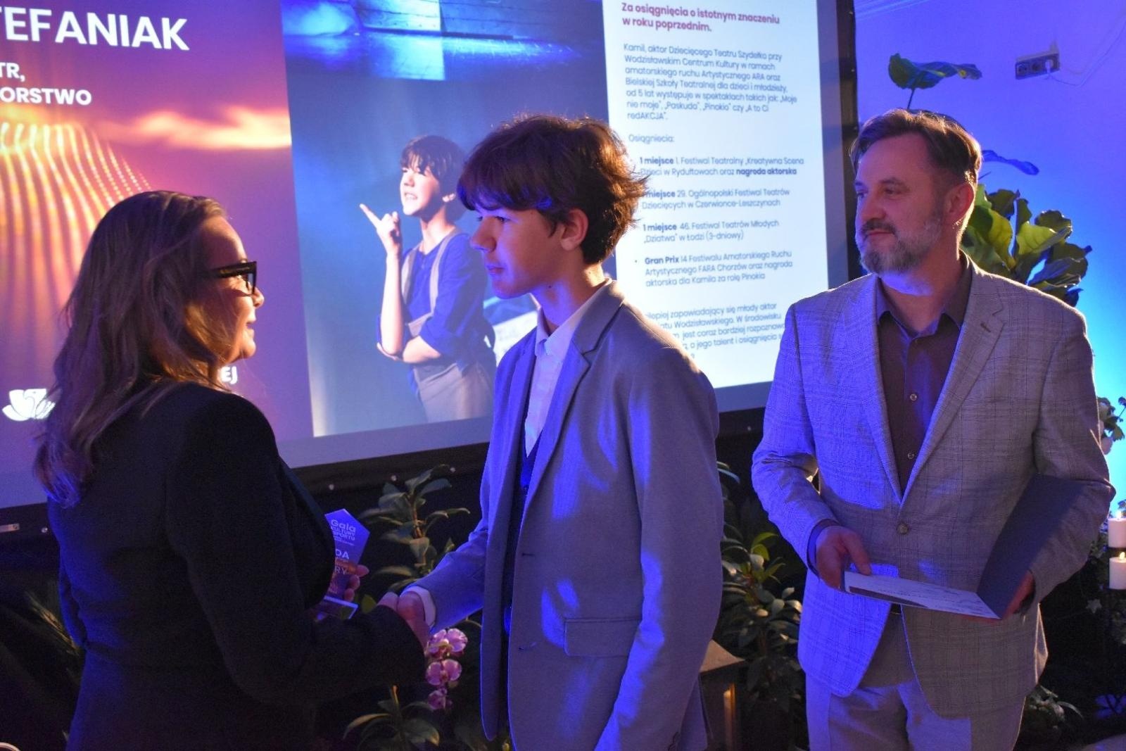 Zdjęcie w galerii na portalu naszwodzislaw.com: Najlepsi z najlepszych nagrodzeni. Gala Powiatu Wodzisławskiego 2026 za nami [FOTO] wiadomości z regionu