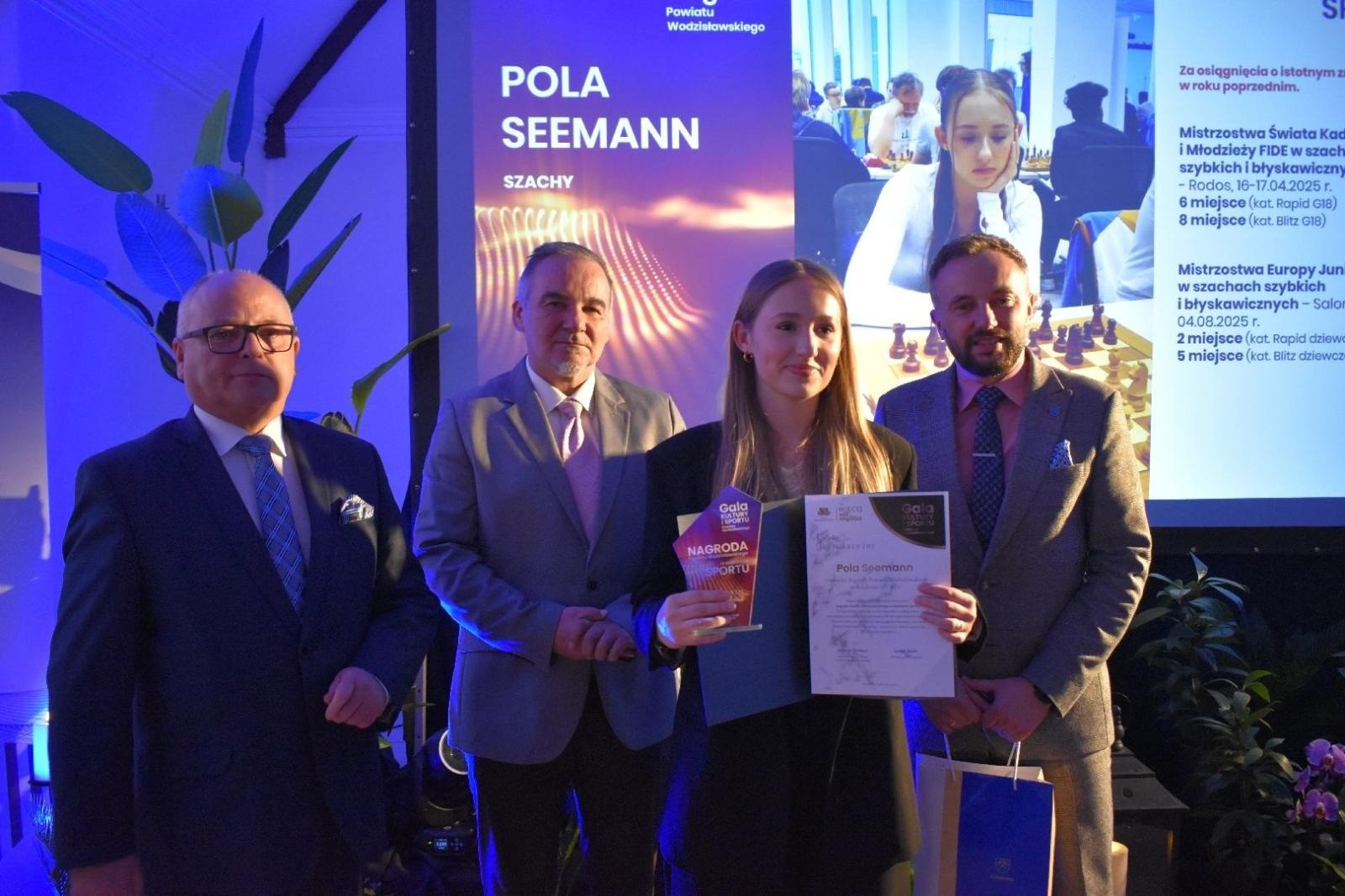 Zdjęcie w galerii na portalu naszwodzislaw.com: Najlepsi z najlepszych nagrodzeni. Gala Powiatu Wodzisławskiego 2026 za nami [FOTO] wiadomości z regionu