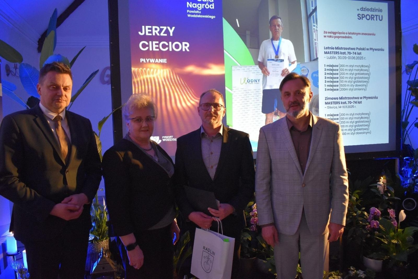 Zdjęcie w galerii na portalu naszwodzislaw.com: Najlepsi z najlepszych nagrodzeni. Gala Powiatu Wodzisławskiego 2026 za nami [FOTO] wiadomości z regionu