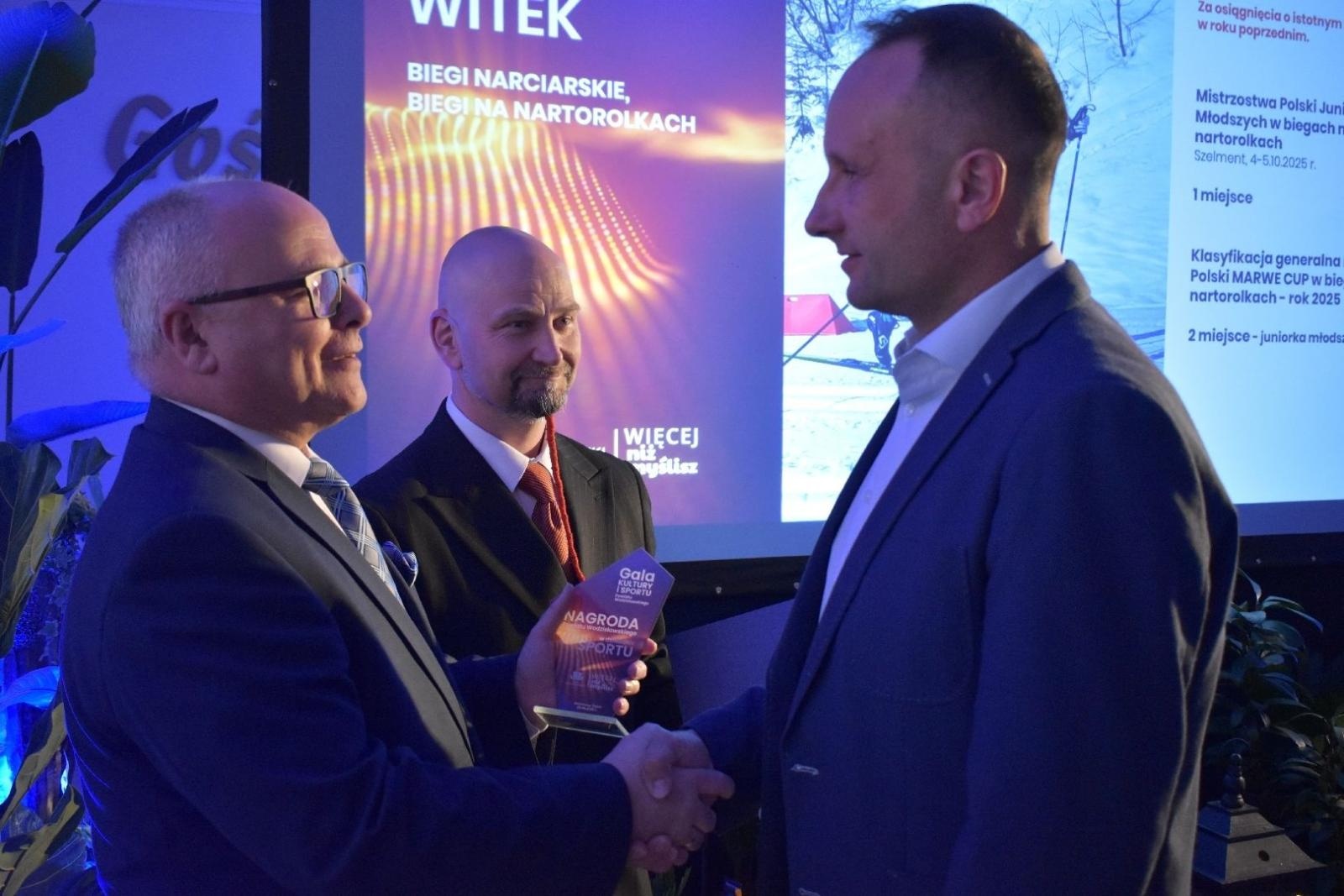 Zdjęcie w galerii na portalu naszwodzislaw.com: Najlepsi z najlepszych nagrodzeni. Gala Powiatu Wodzisławskiego 2026 za nami [FOTO] wiadomości z regionu