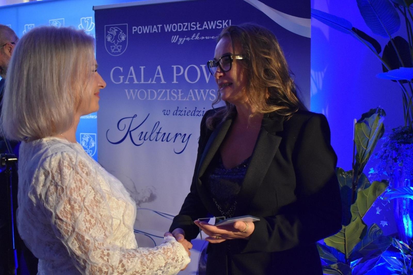 Zdjęcie w galerii na portalu naszwodzislaw.com: Najlepsi z najlepszych nagrodzeni. Gala Powiatu Wodzisławskiego 2026 za nami [FOTO] wiadomości z regionu