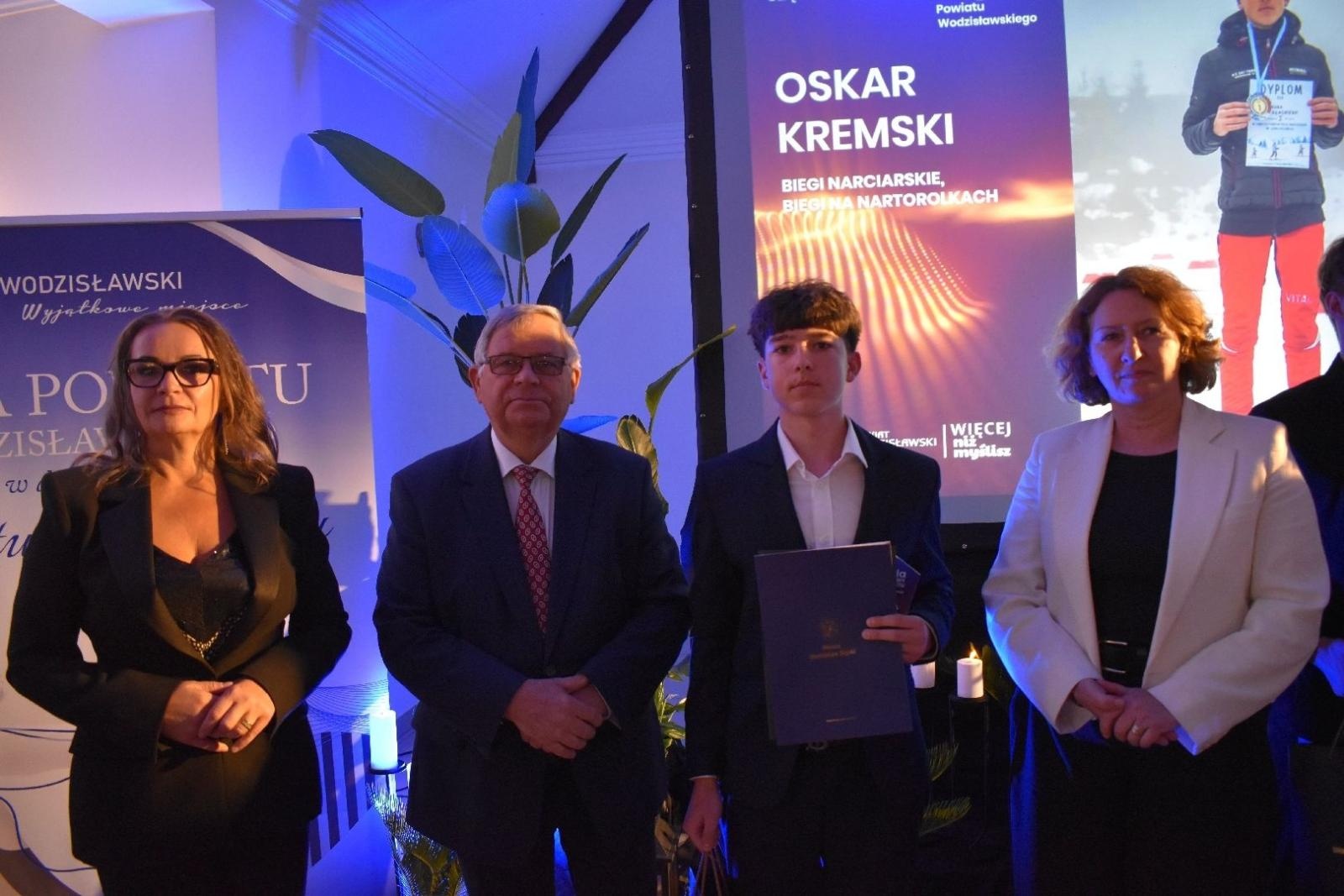 Zdjęcie w galerii na portalu naszwodzislaw.com: Najlepsi z najlepszych nagrodzeni. Gala Powiatu Wodzisławskiego 2026 za nami [FOTO] wiadomości z regionu