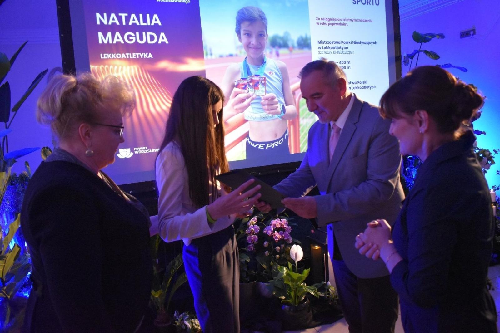 Zdjęcie w galerii na portalu naszwodzislaw.com: Najlepsi z najlepszych nagrodzeni. Gala Powiatu Wodzisławskiego 2026 za nami [FOTO] wiadomości z regionu