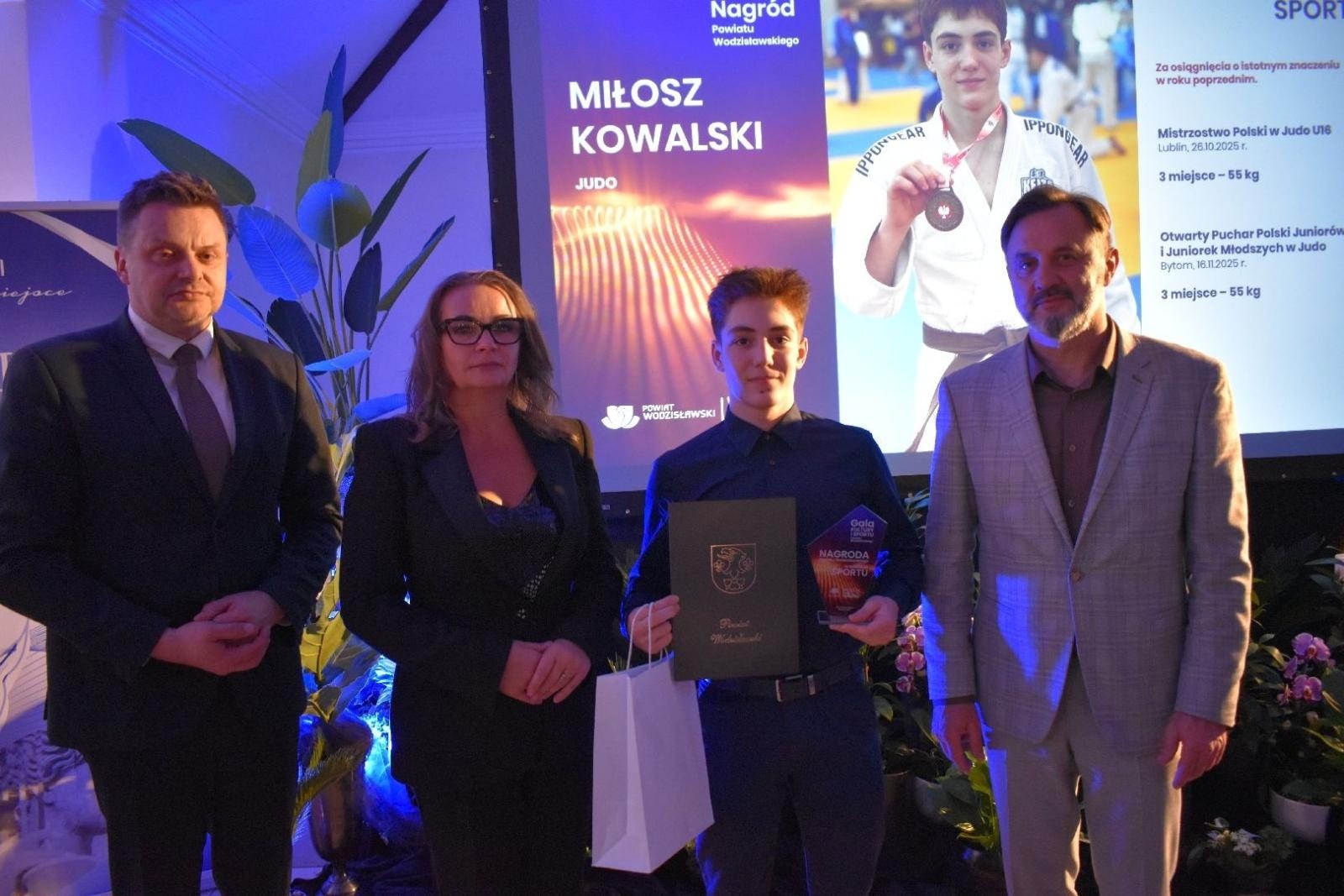 Zdjęcie w galerii na portalu naszwodzislaw.com: Najlepsi z najlepszych nagrodzeni. Gala Powiatu Wodzisławskiego 2026 za nami [FOTO] wiadomości z regionu
