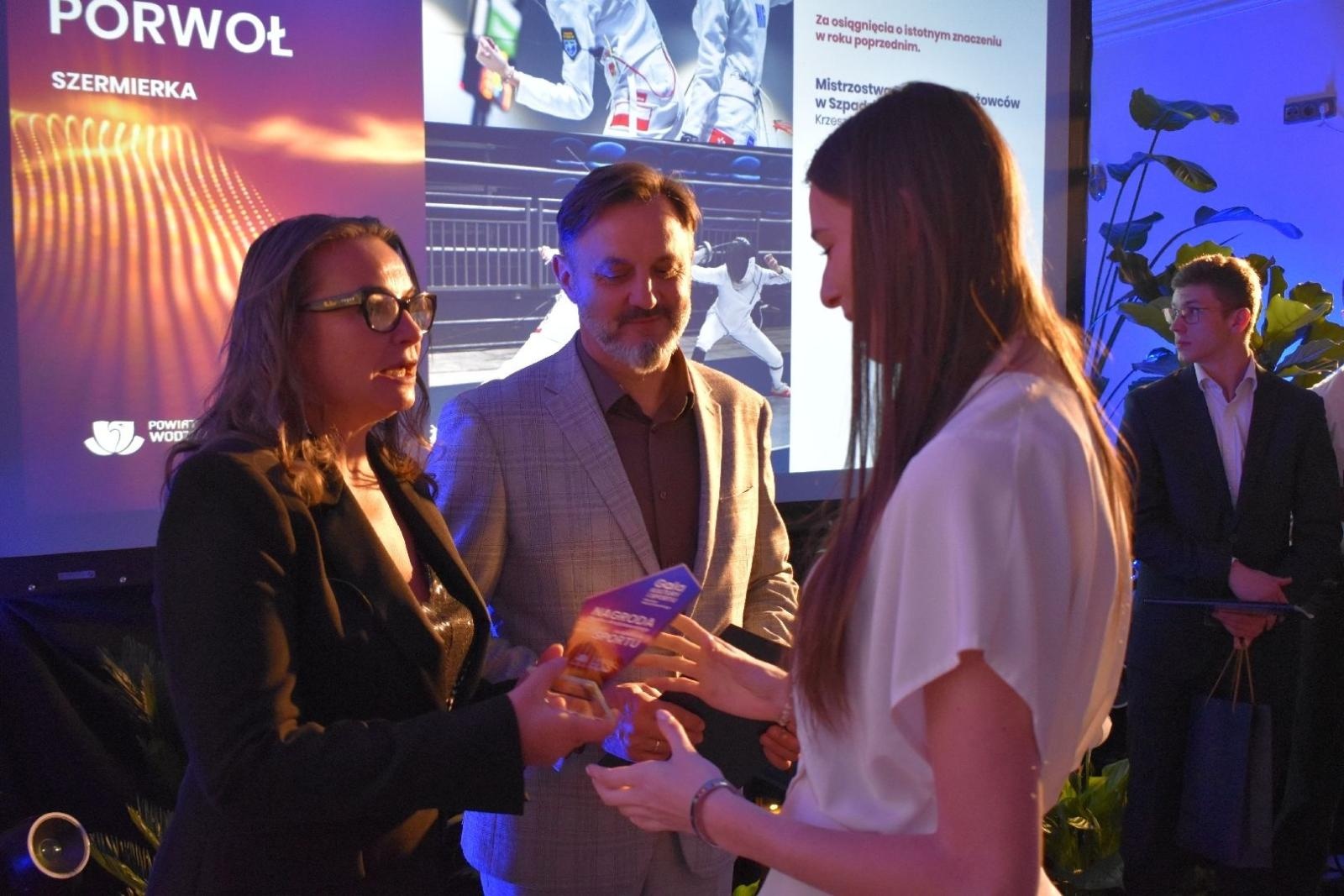 Zdjęcie w galerii na portalu naszwodzislaw.com: Najlepsi z najlepszych nagrodzeni. Gala Powiatu Wodzisławskiego 2026 za nami [FOTO] wiadomości z regionu