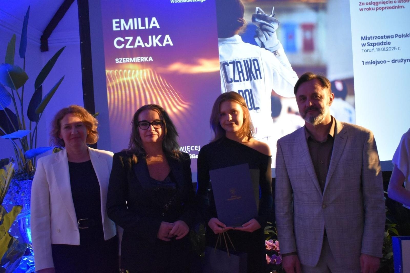 Zdjęcie w galerii na portalu naszwodzislaw.com: Najlepsi z najlepszych nagrodzeni. Gala Powiatu Wodzisławskiego 2026 za nami [FOTO] wiadomości z regionu