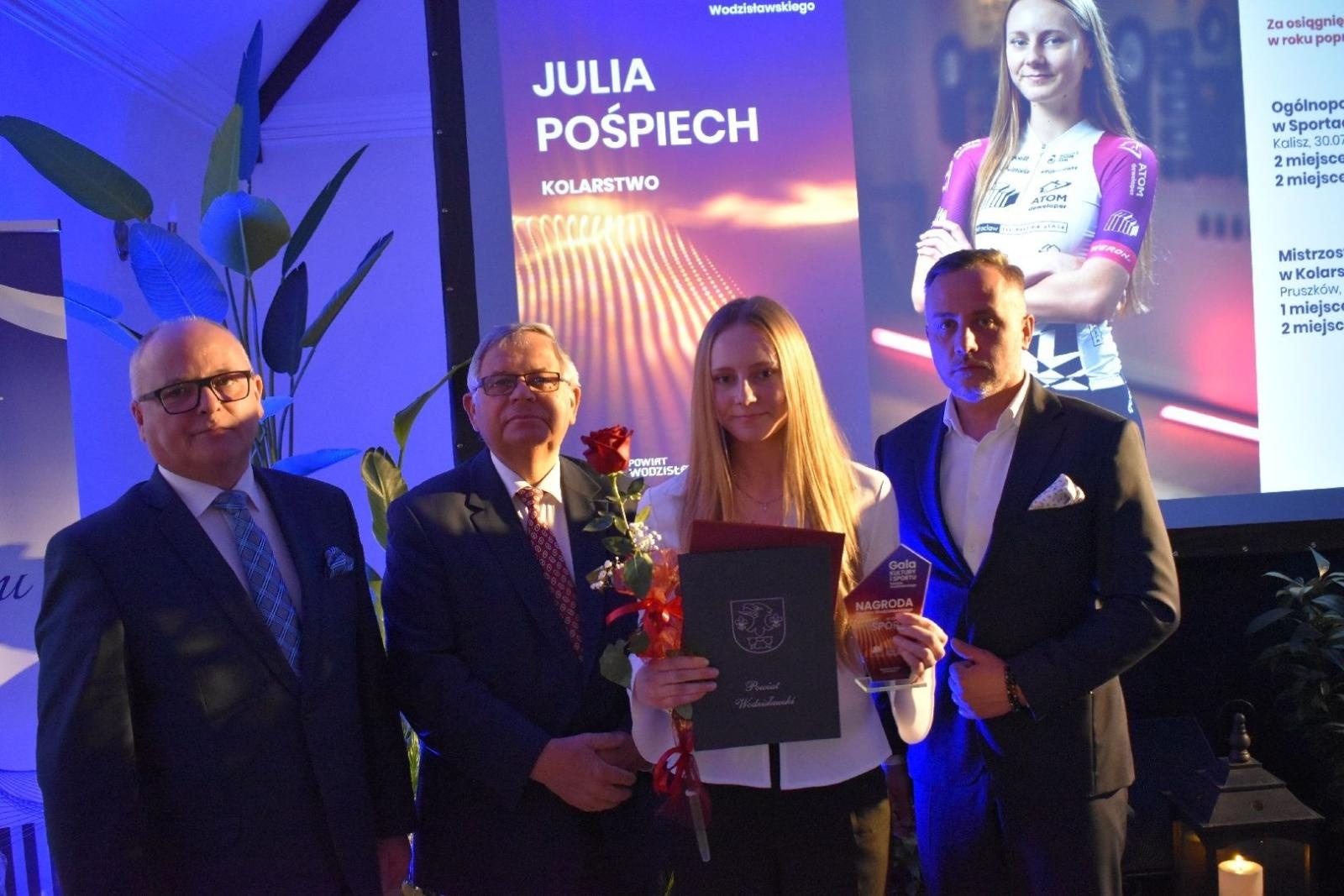 Zdjęcie w galerii na portalu naszwodzislaw.com: Najlepsi z najlepszych nagrodzeni. Gala Powiatu Wodzisławskiego 2026 za nami [FOTO] wiadomości z regionu