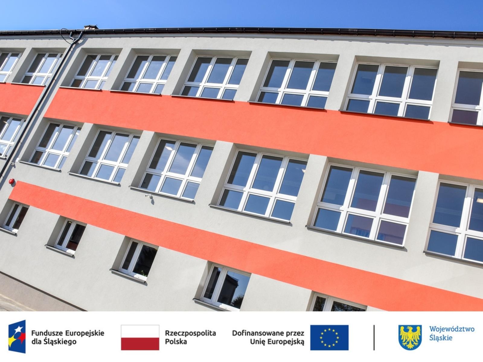 Zdjęcie w galerii na portalu naszwodzislaw.com: ZS1 po modernizacji. Szkoła zyskała nowoczesne i energooszczędne rozwiązania wiadomości z regionu