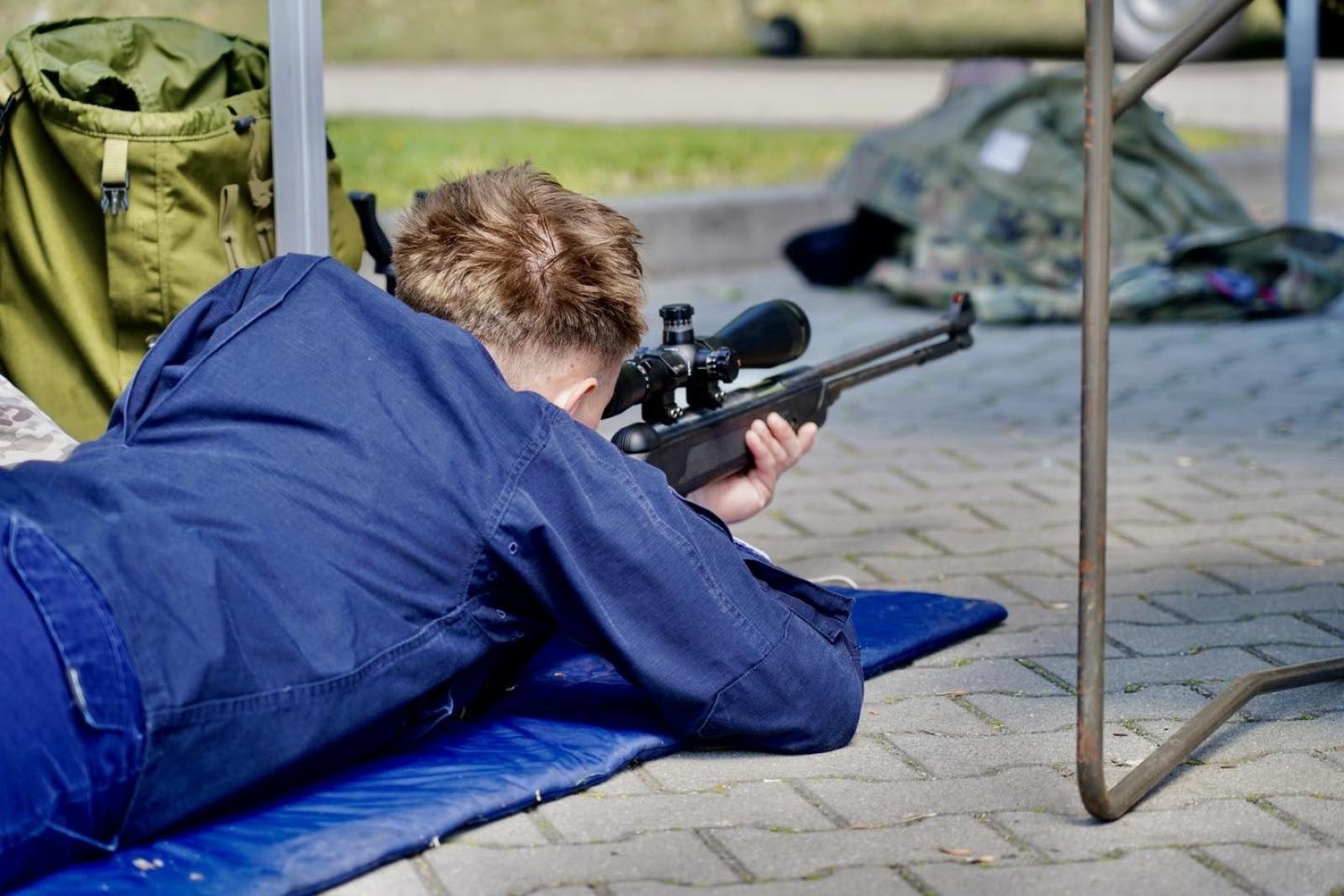 Zdjęcie w galerii na portalu naszwodzislaw.com: Ślubowanie kadetów w Rydułtowach. Młodzież rozpoczęła wojskową drogę wiadomości z regionu