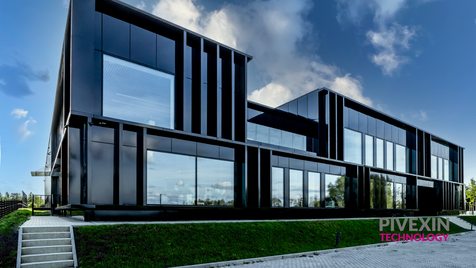 Zdjęcie w galerii na portalu naszwodzislaw.com: Nowe możliwości zawodowe w regionie – stabilna praca i realny rozwój wiadomości z regionu