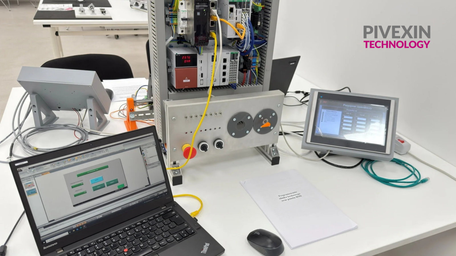 Zdjęcie w galerii na portalu naszwodzislaw.com: Nowe możliwości zawodowe w regionie – stabilna praca i realny rozwój wiadomości z regionu