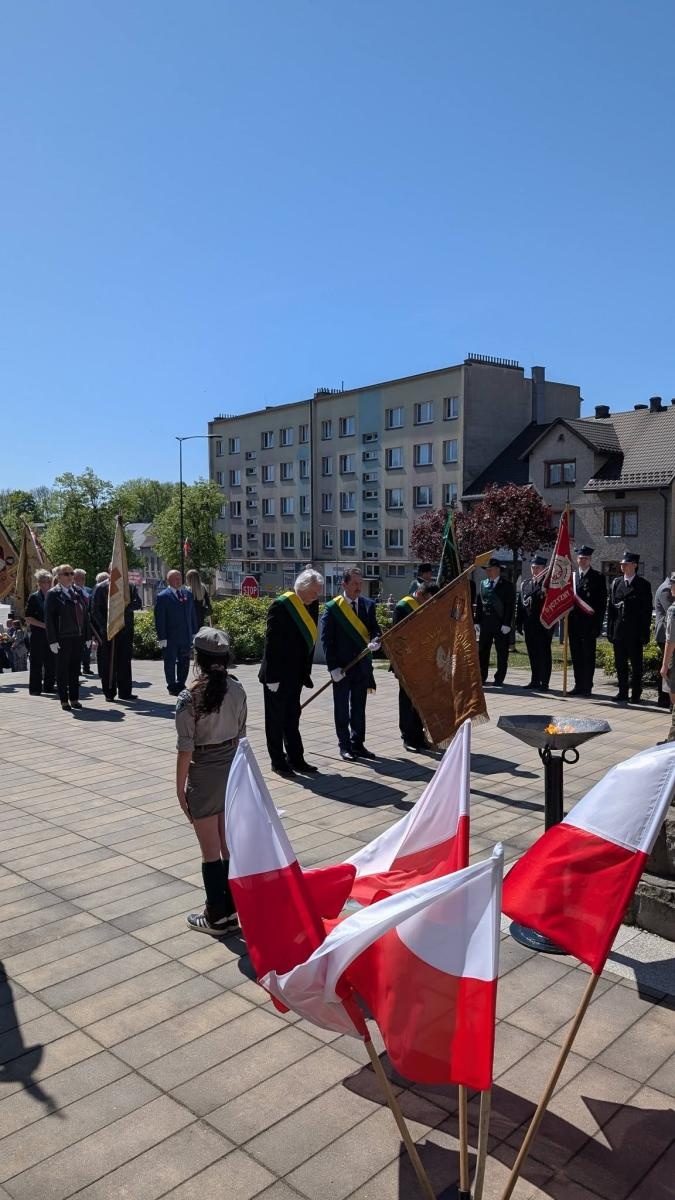 Zdjęcie w galerii na portalu naszwodzislaw.com: Obchody Konstytucji 3 Maja w Pszowie. Modlitwa i pamięć o bohaterach wiadomości z regionu