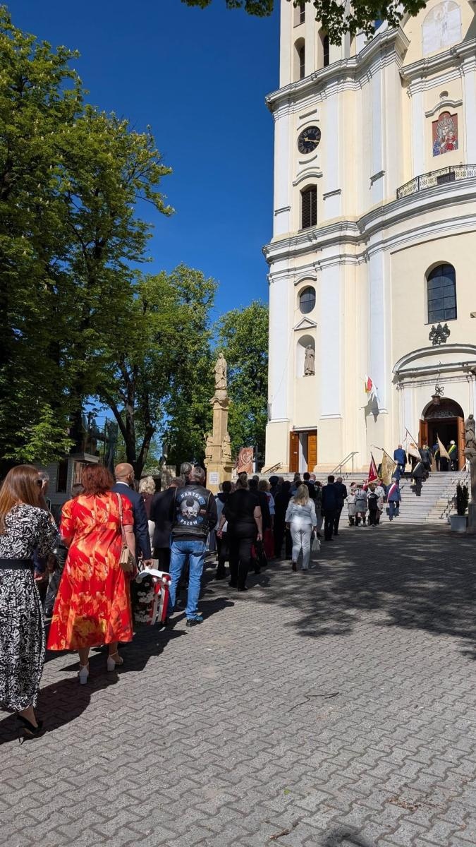 Zdjęcie w galerii na portalu naszwodzislaw.com: Obchody Konstytucji 3 Maja w Pszowie. Modlitwa i pamięć o bohaterach wiadomości z regionu