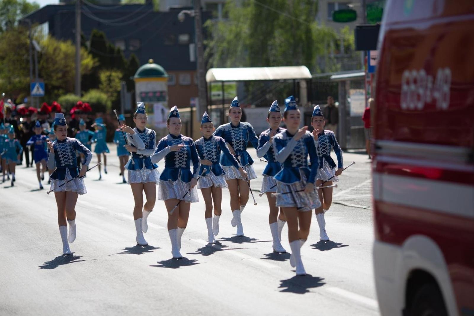 Zdjęcie w galerii na portalu naszwodzislaw.com: Obchody Święta Konstytucji 3 Maja w Radlinie. Wspólna pamięć i uroczystości patriotyczne wiadomości z regionu