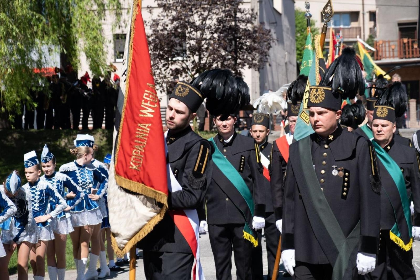 Zdjęcie w galerii na portalu naszwodzislaw.com: Obchody Święta Konstytucji 3 Maja w Radlinie. Wspólna pamięć i uroczystości patriotyczne wiadomości z regionu